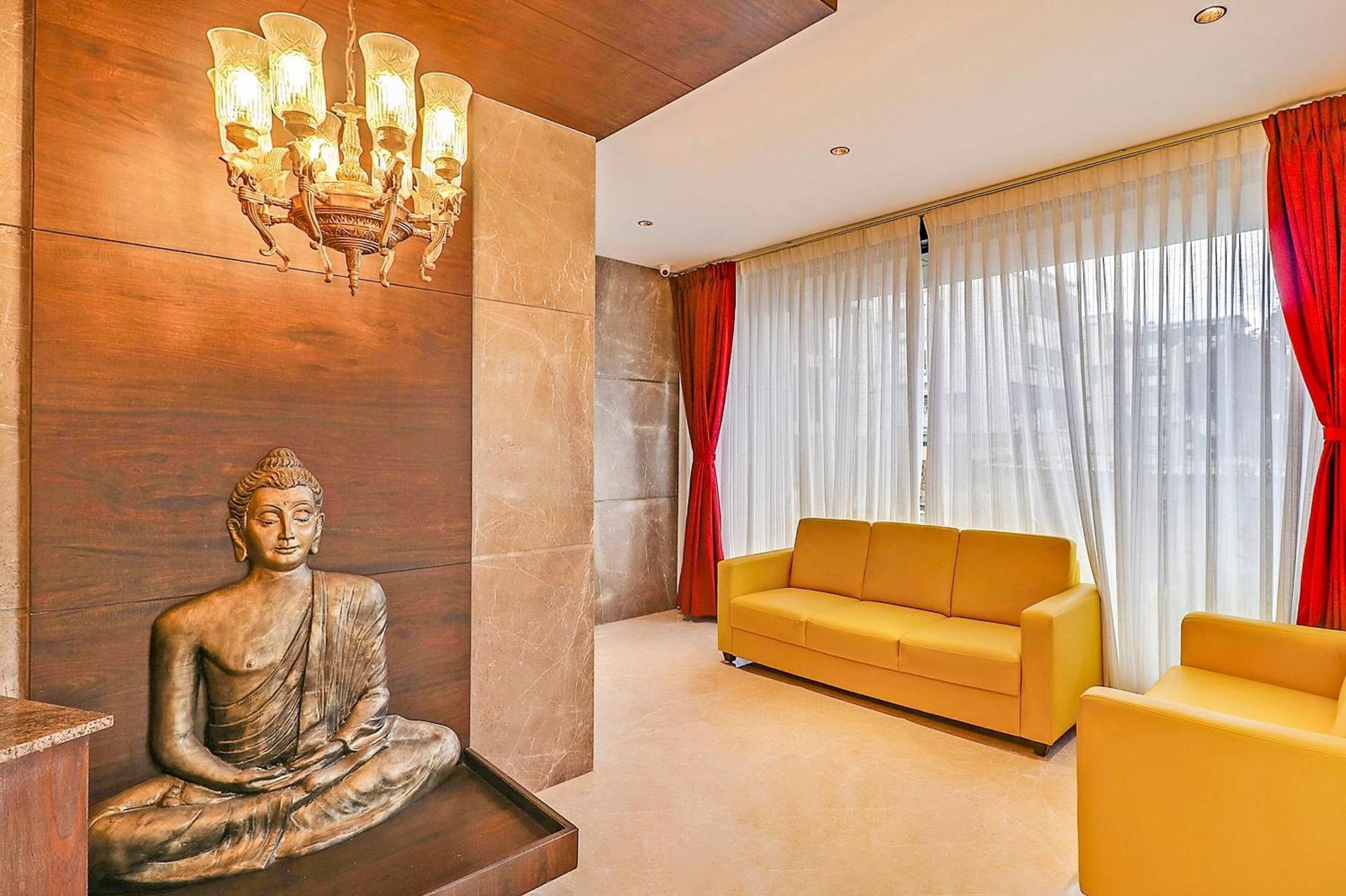 Super Townhouse Indiranagar 3*