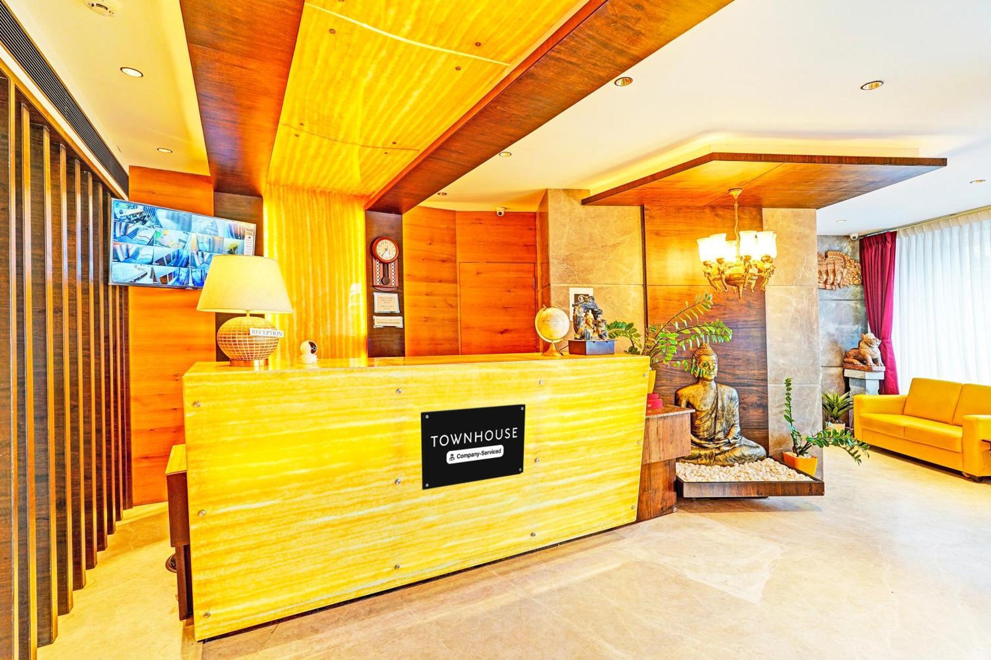 Super Townhouse Indiranagar Bangalore