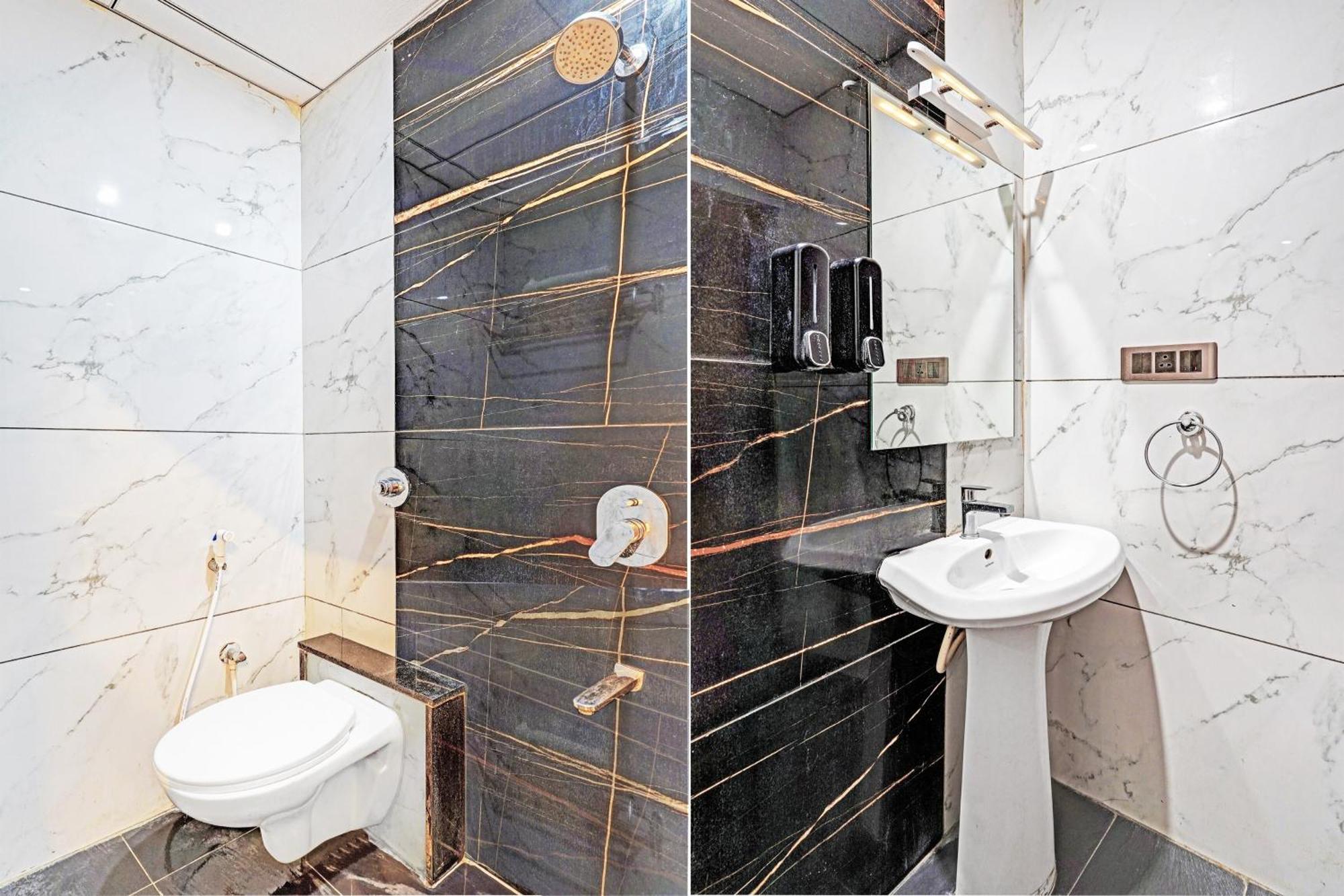 Super Townhouse Indiranagar Hotel