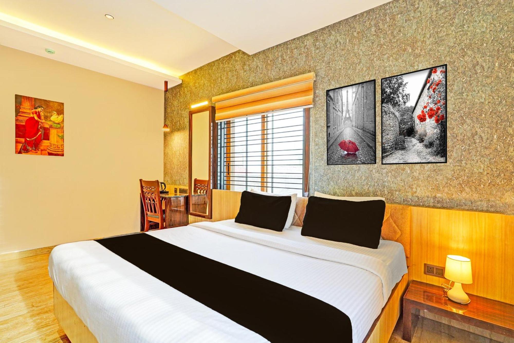 Hotel Super Townhouse Indiranagar 3*