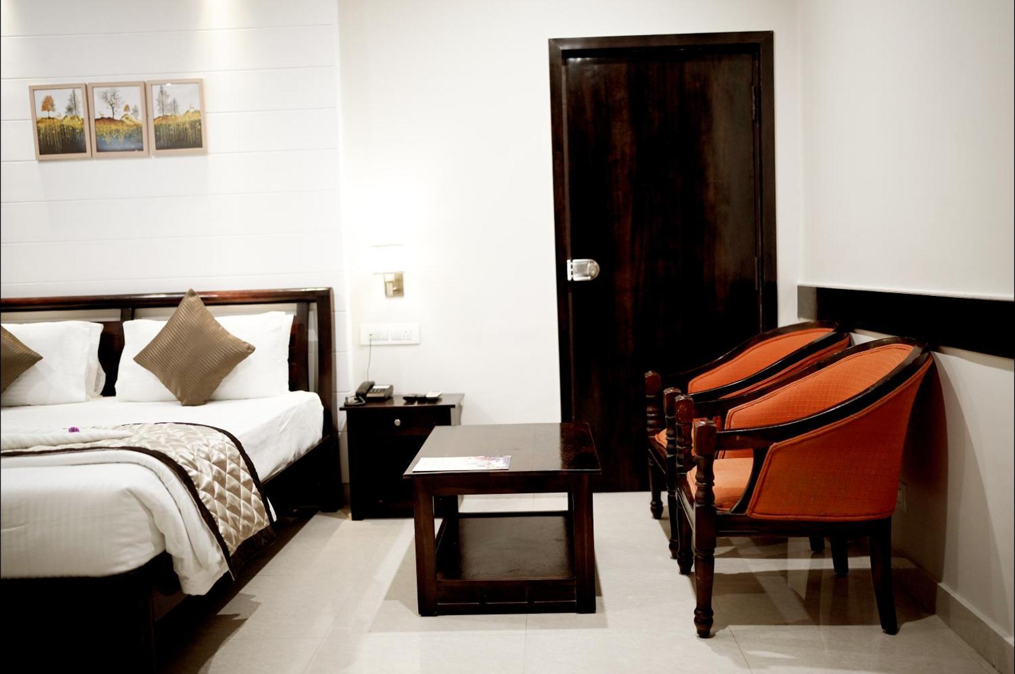 Vista Suites, Hotel 3*