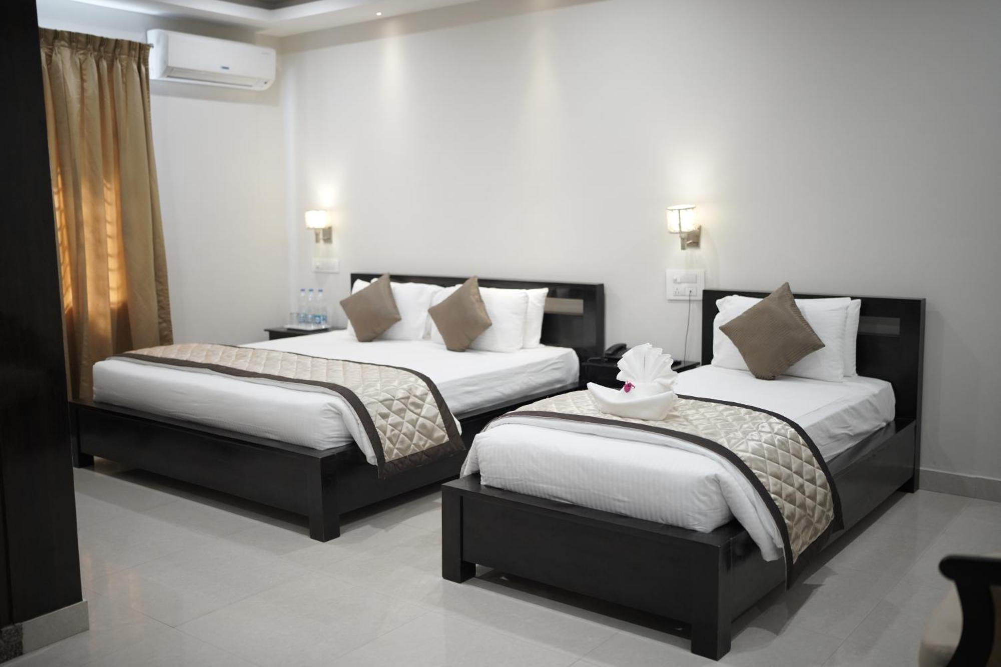 Hotel Vista Suites,