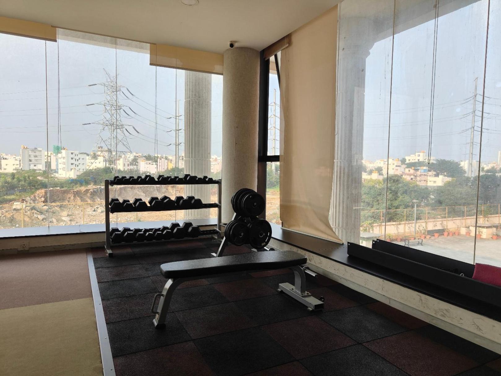 Modern 3bhk With Fully Equipped Kitchen On 15floor Only For Families Bangalore