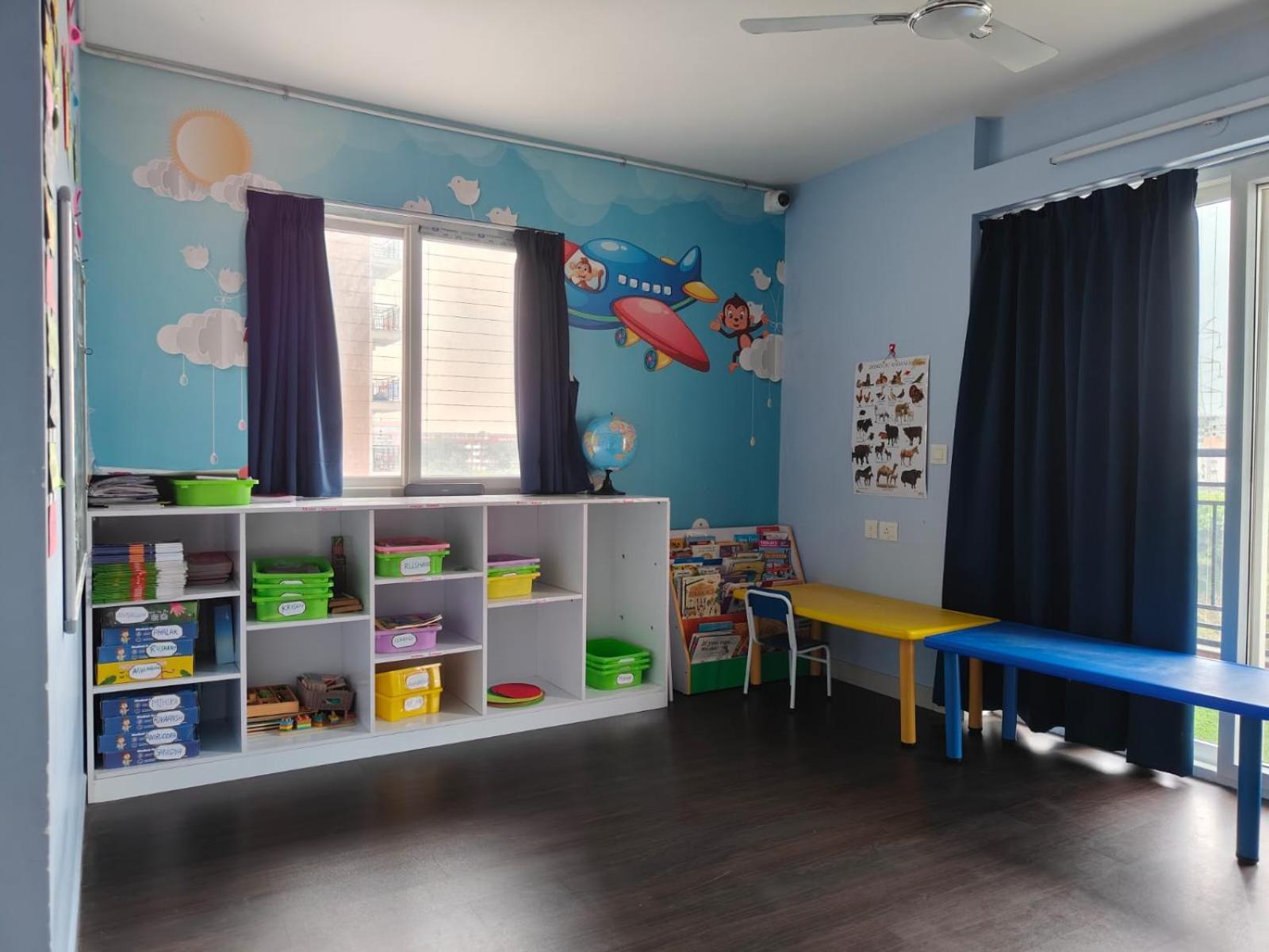 Modern 3bhk With Fully Equipped Kitchen On 15floor Only For Families Apartment *