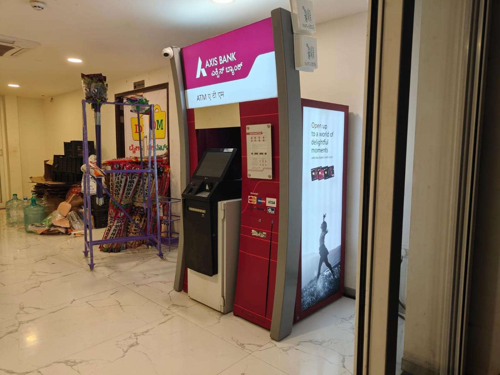 Modern 3bhk With Fully Equipped Kitchen On 15floor Only For Families Bangalore