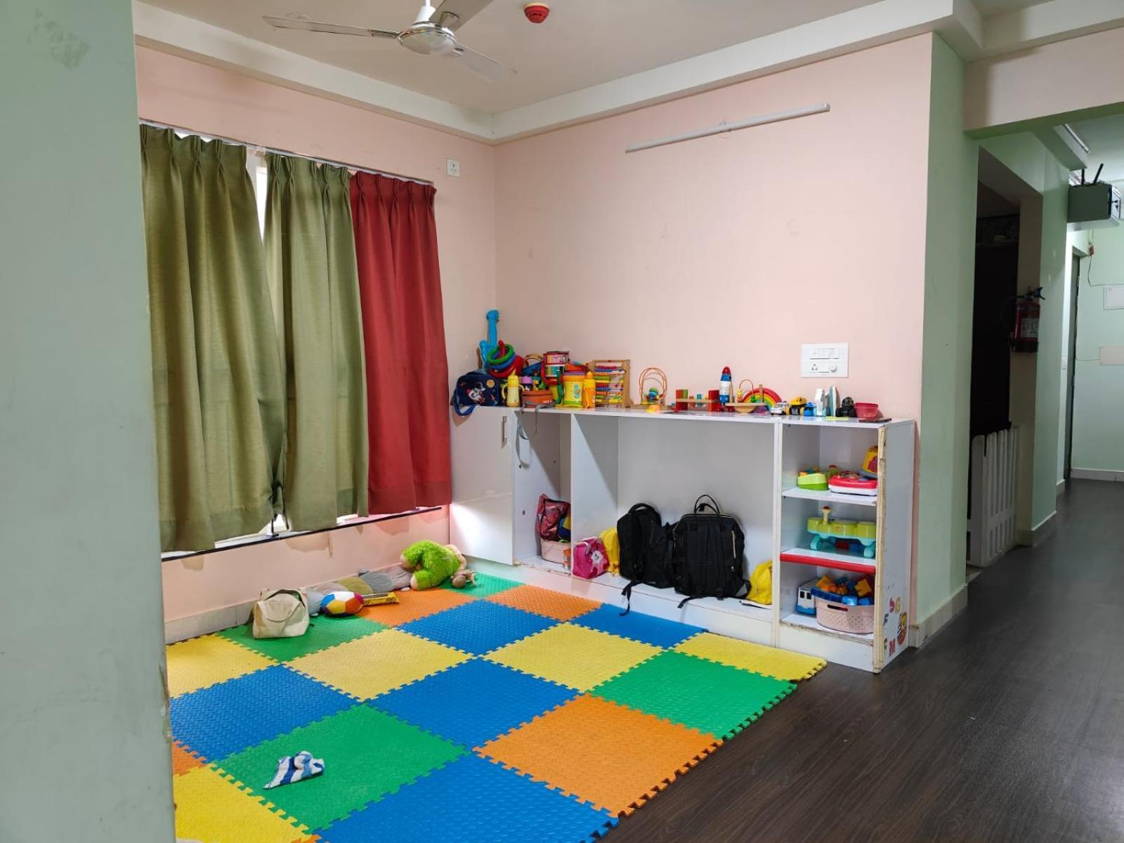 Modern 3bhk With Fully Equipped Kitchen On 15floor Only For Families Apartment *