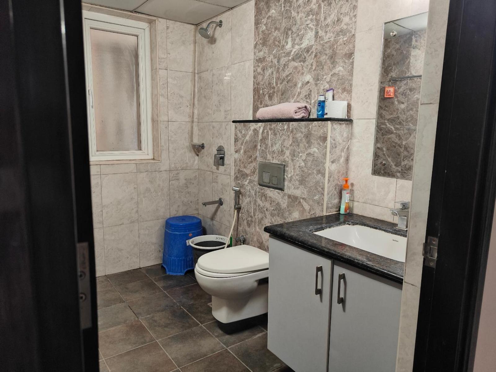 Modern 3bhk With Fully Equipped Kitchen On 15floor Only For Families * Bangalore