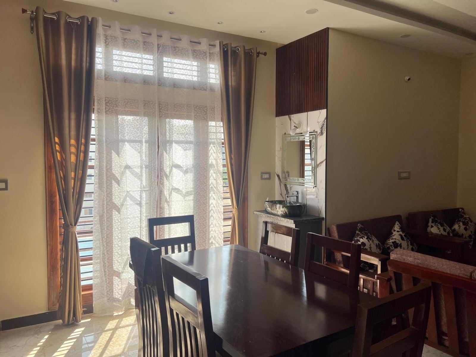 Apartamento Western Royal Homes *