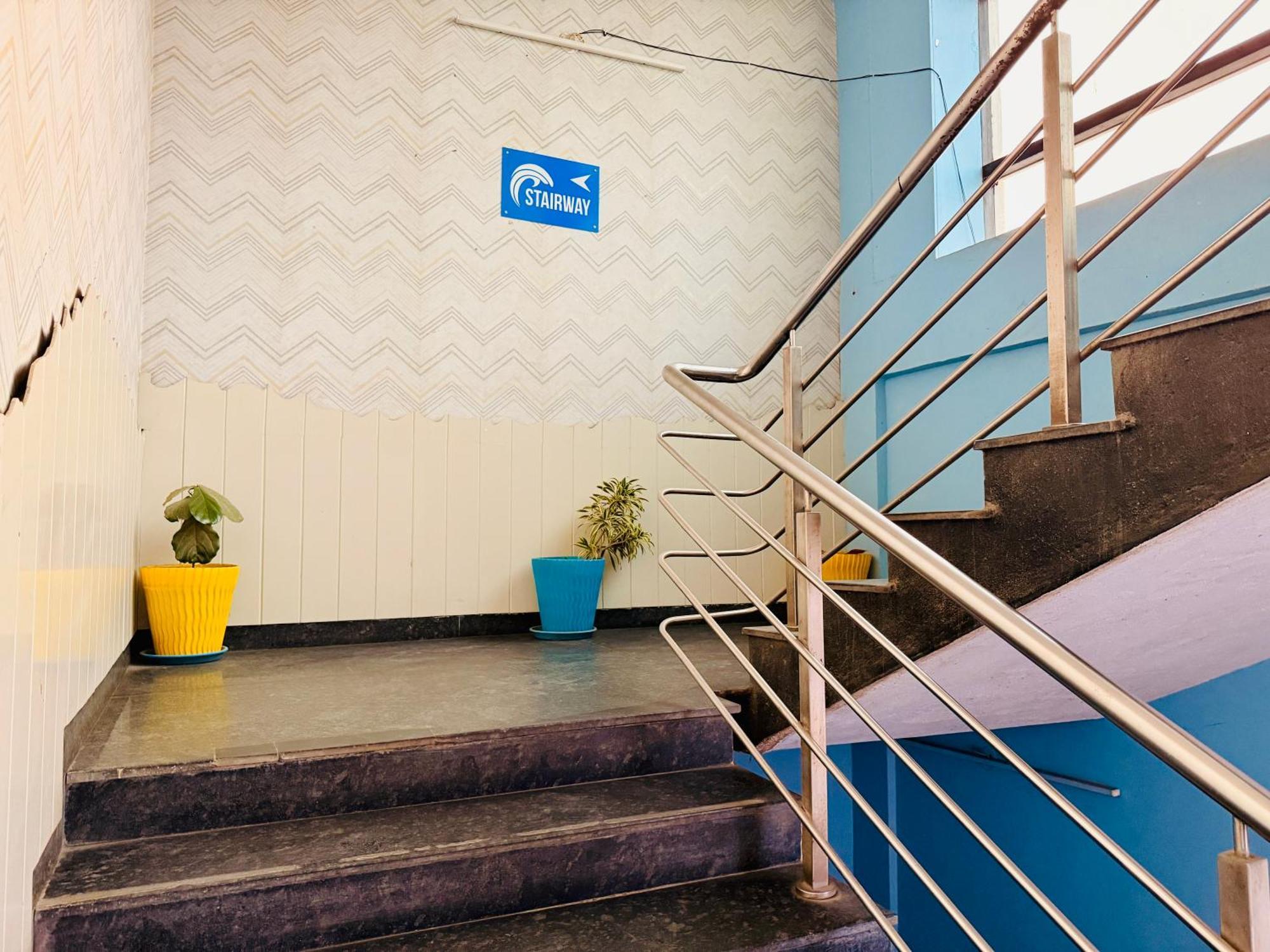 New Blue Rocks Sarjapur 3* Bangalore