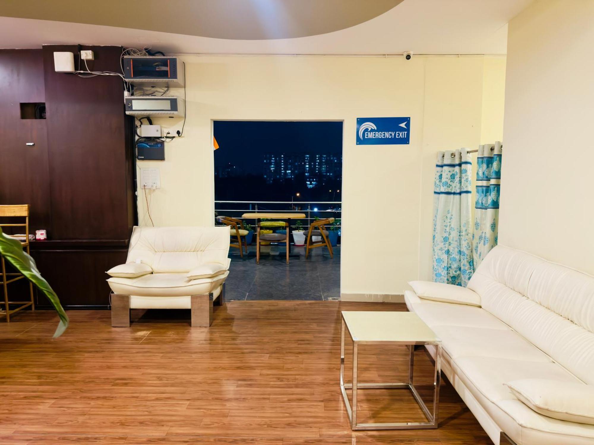 Hotel New Blue Rocks Sarjapur