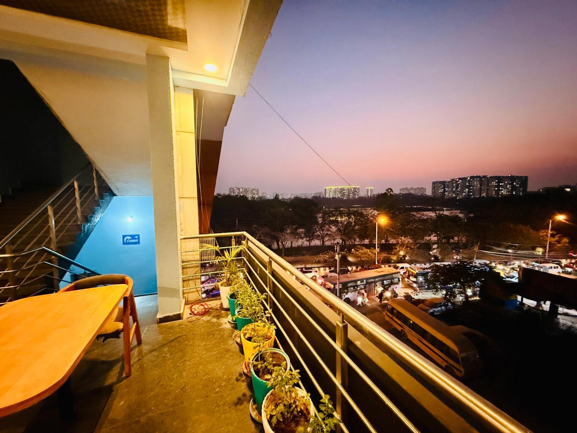 New Blue Rocks Sarjapur Hotel Bangalore