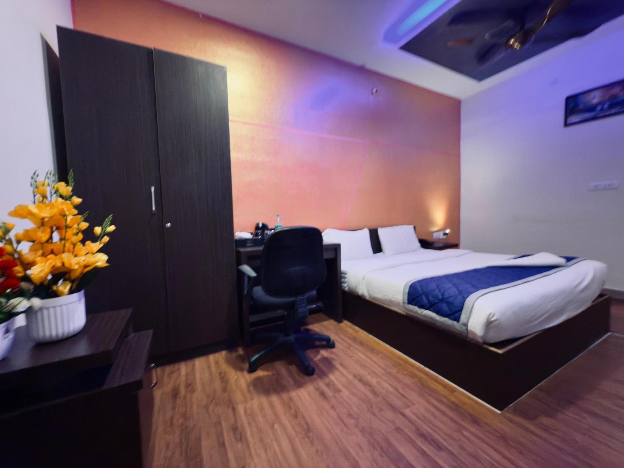 New Blue Rocks Sarjapur 3* Bangalore