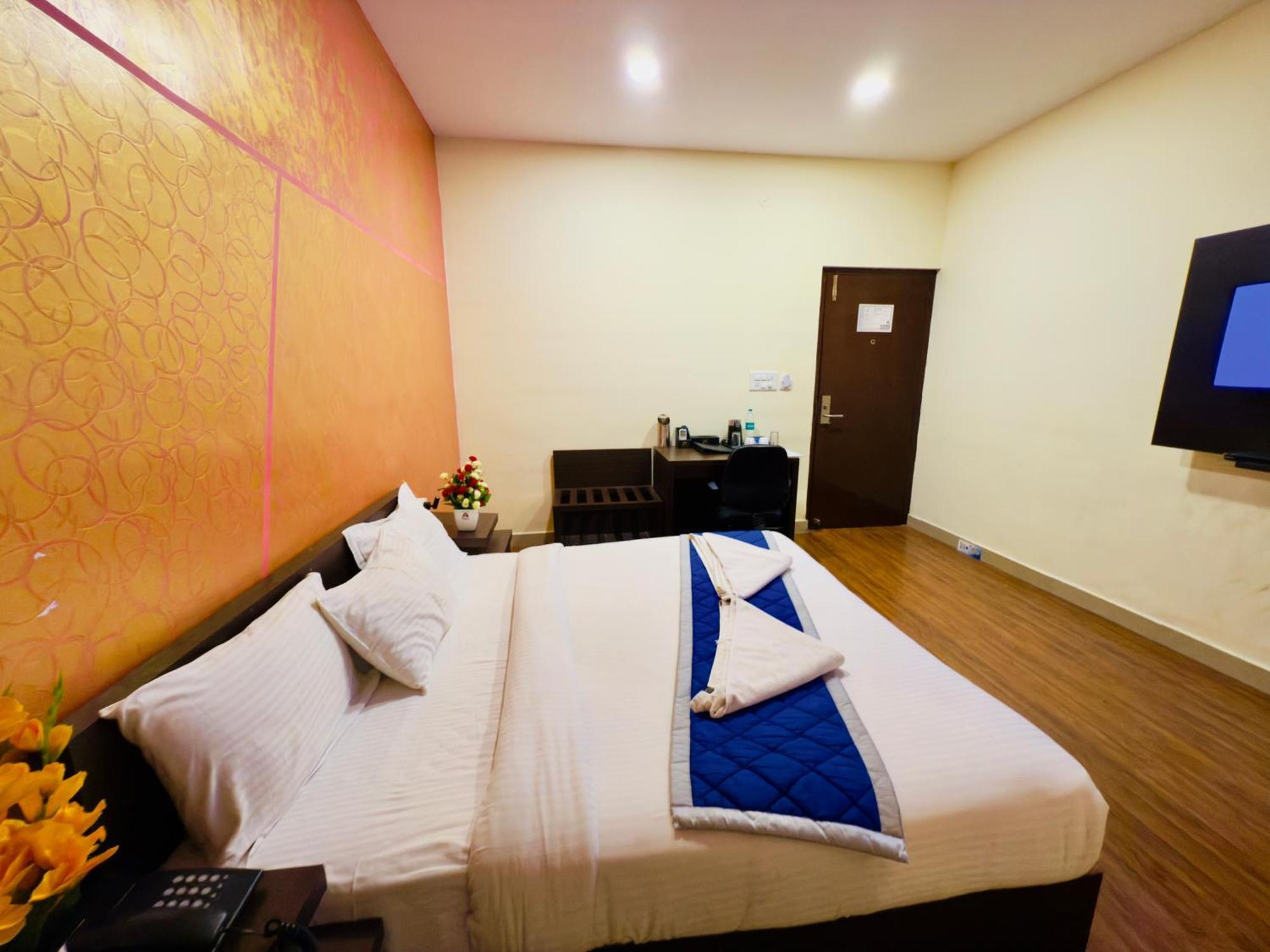 New Blue Rocks Sarjapur Hotel Bangalore