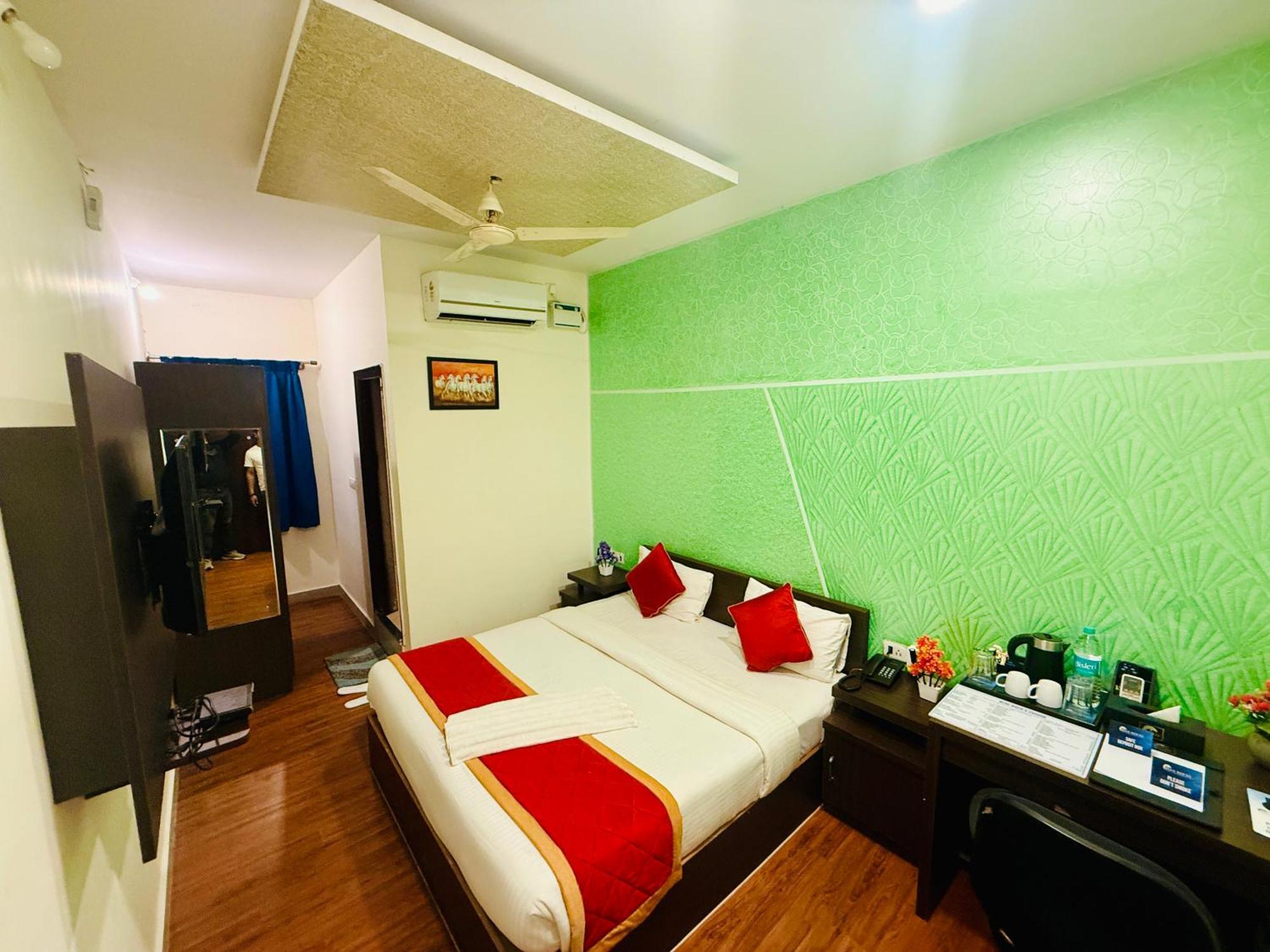 New Blue Rocks Sarjapur Hotel Bangalore