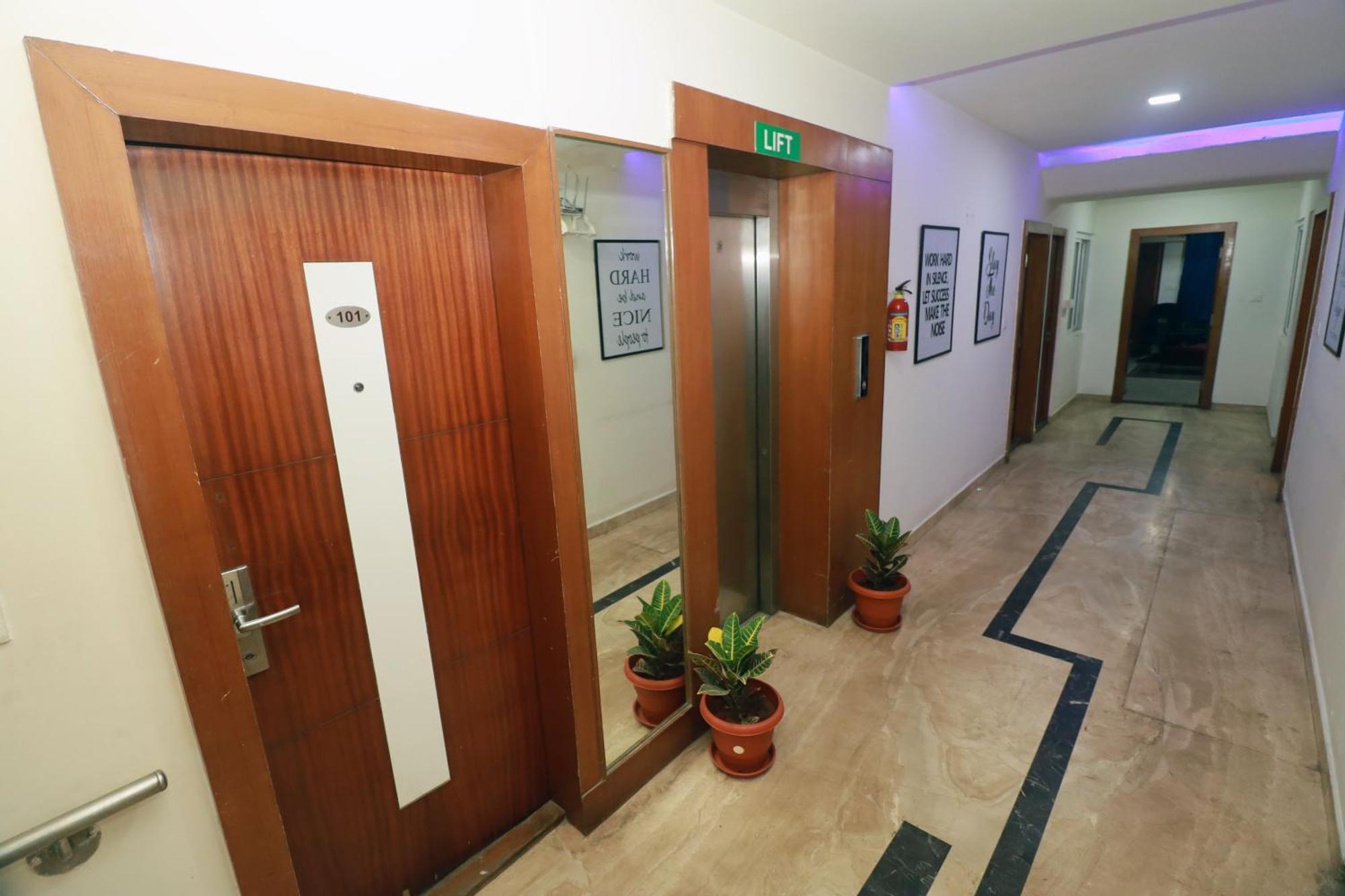 Hotel Sri Vishnu