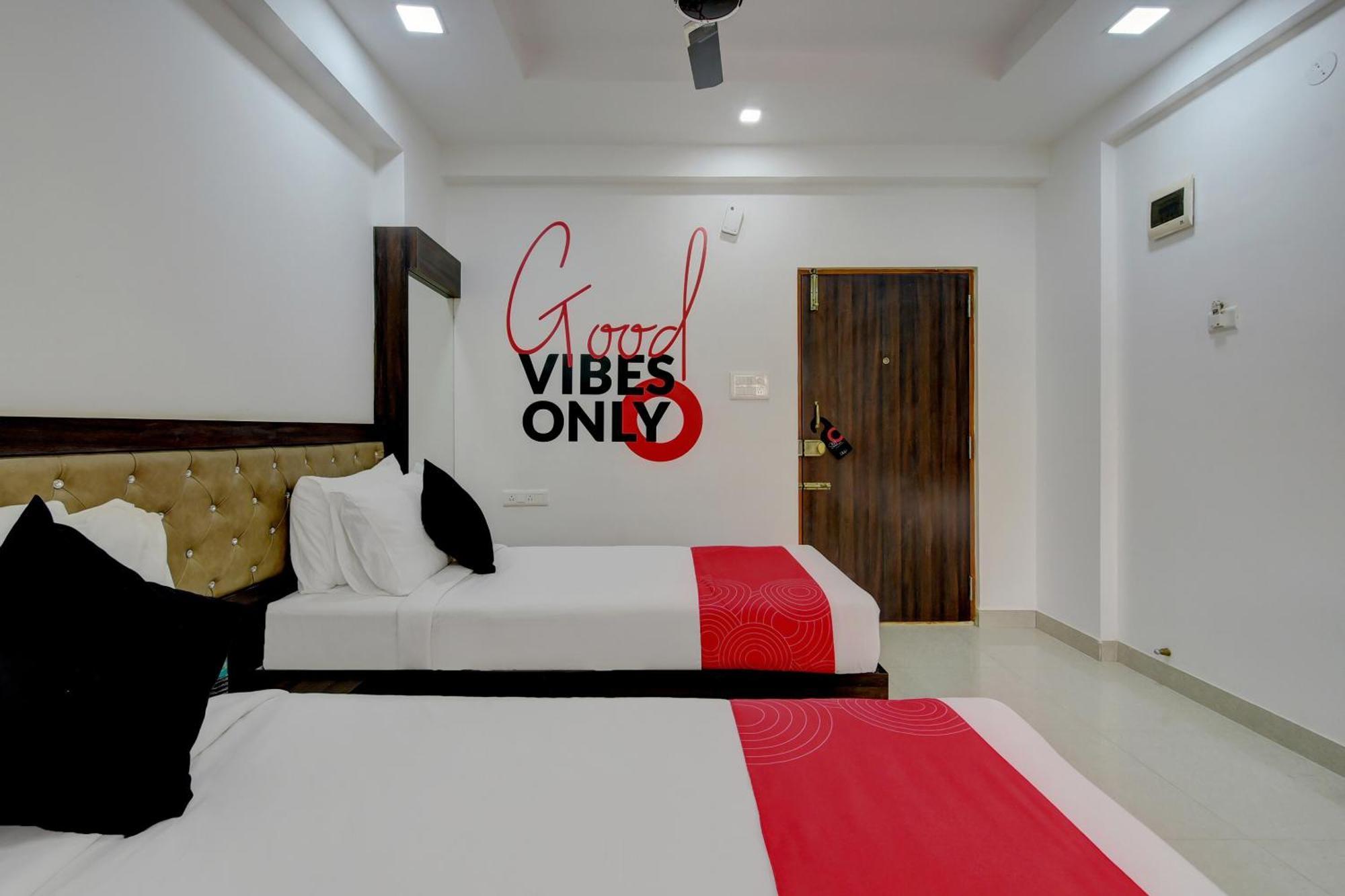 Super Grand Collection O Near Sarjapur Road Near 7d Voyage Hotel 4*