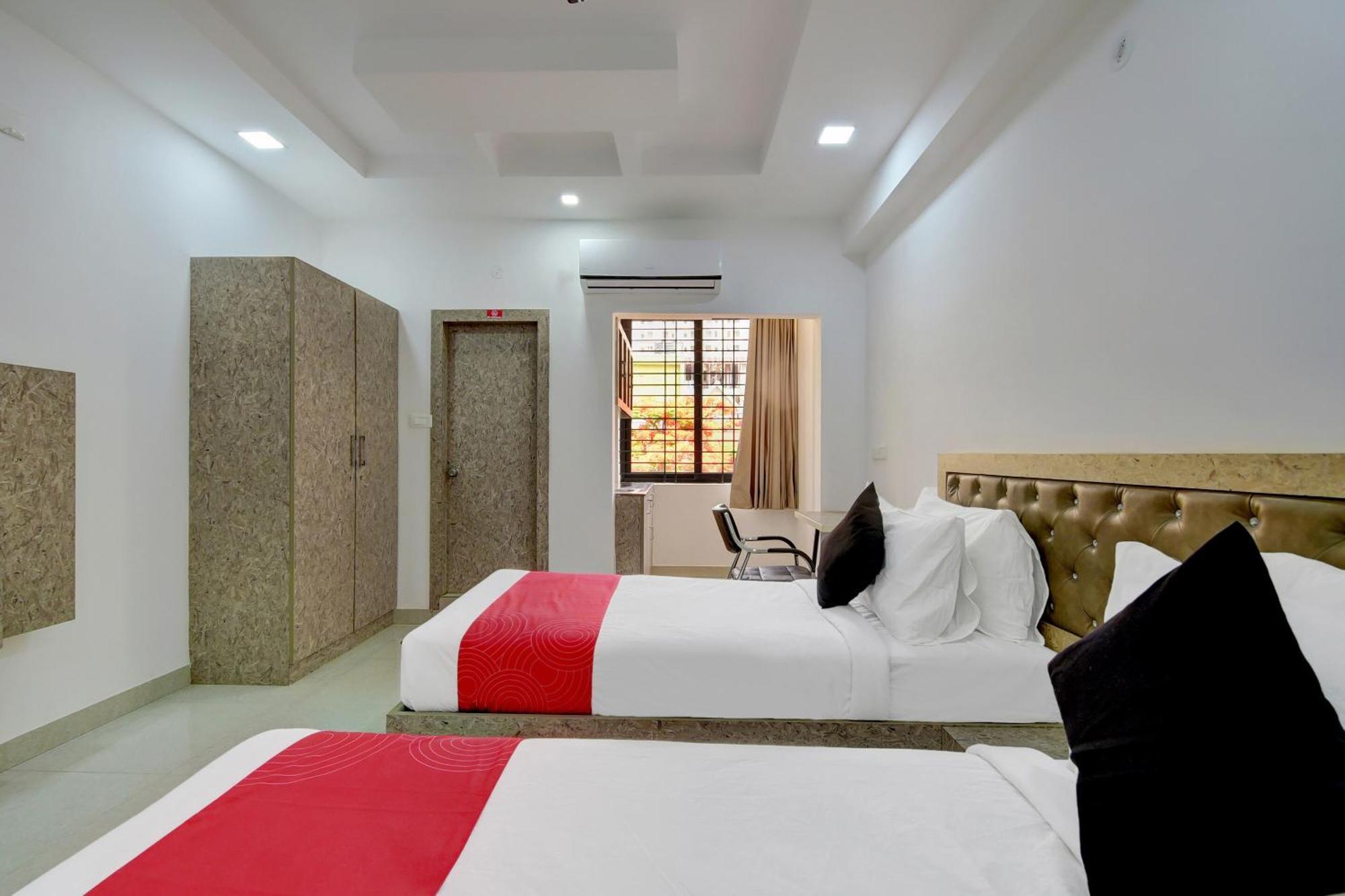 Hotel Super Grand Collection O Near Sarjapur Road Near 7d Voyage 4*