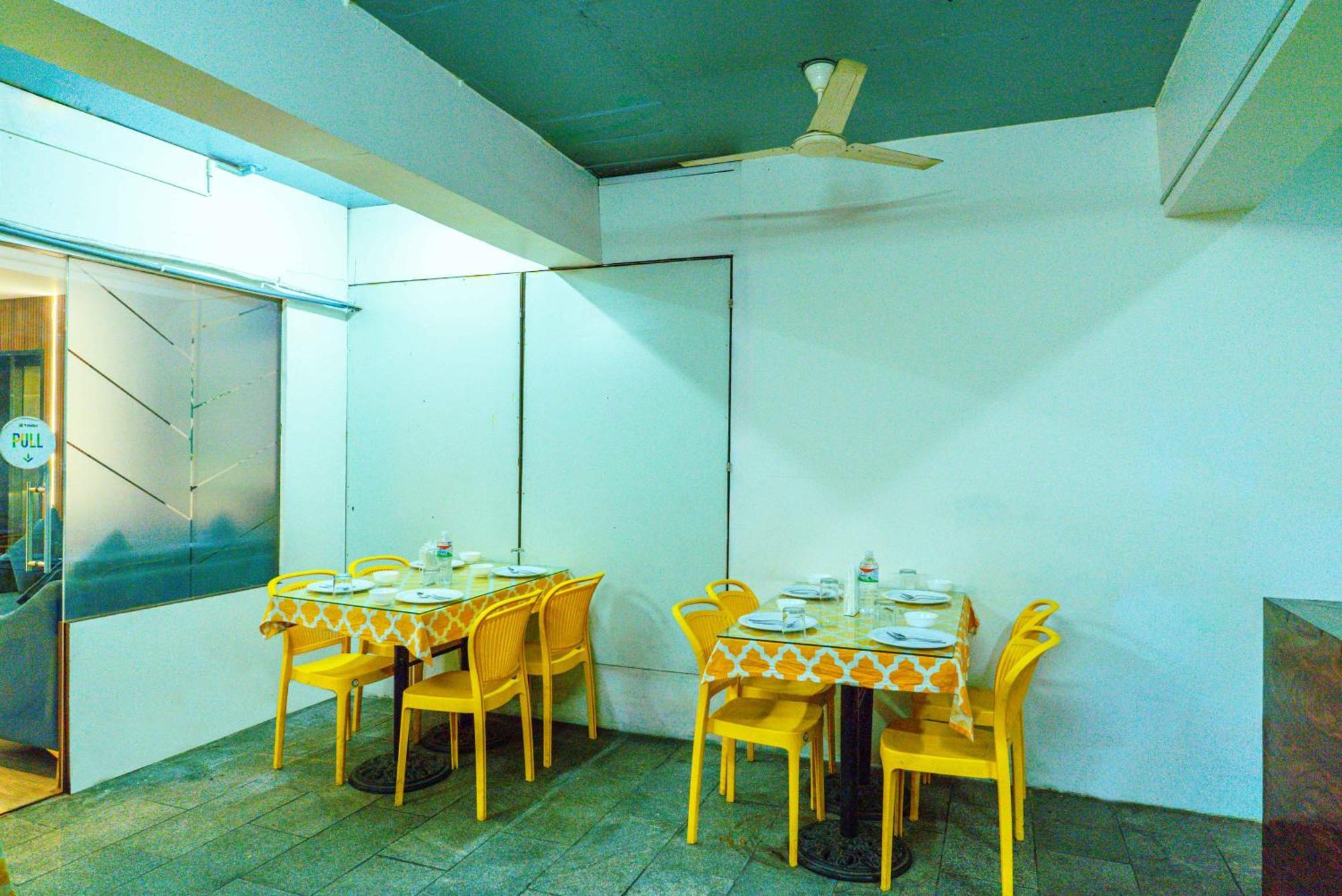 Hotel Treebo Elmas Grand