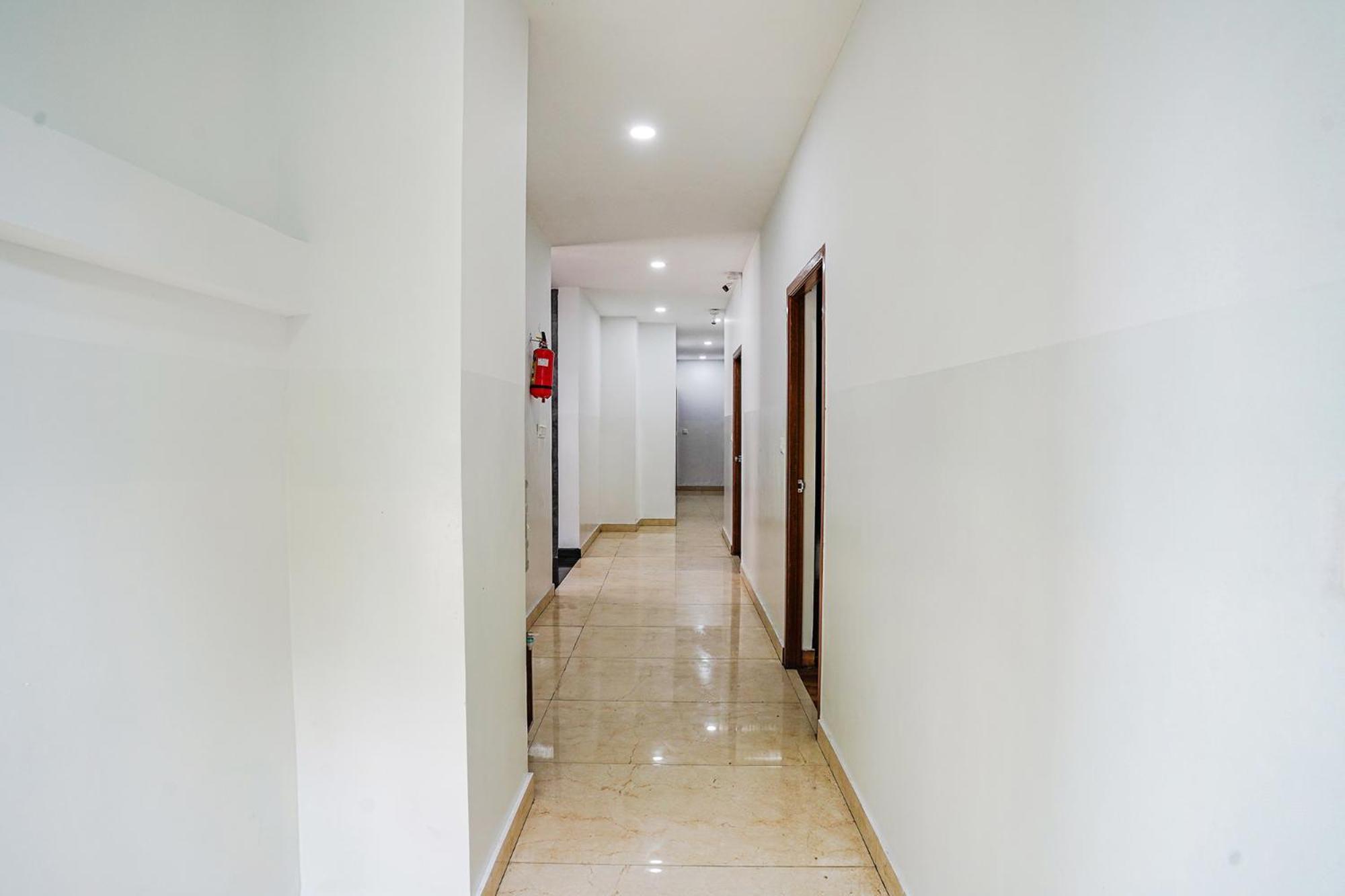 Fabhotel Rlv Palace - Nr Kengeri Satellite Town Bangalore