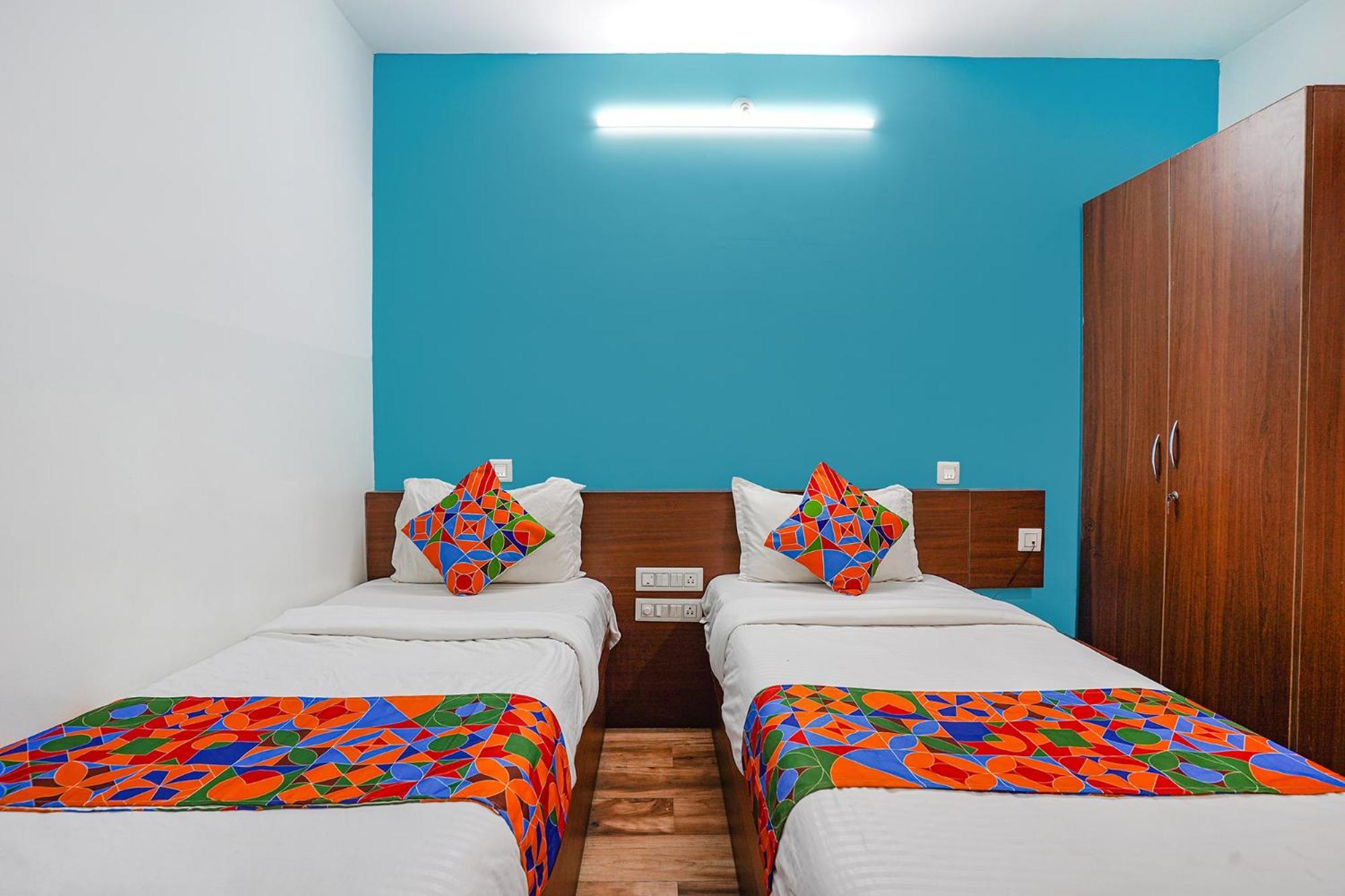 Fabhotel Rlv Palace - Nr Kengeri Satellite Town 3* Bangalore