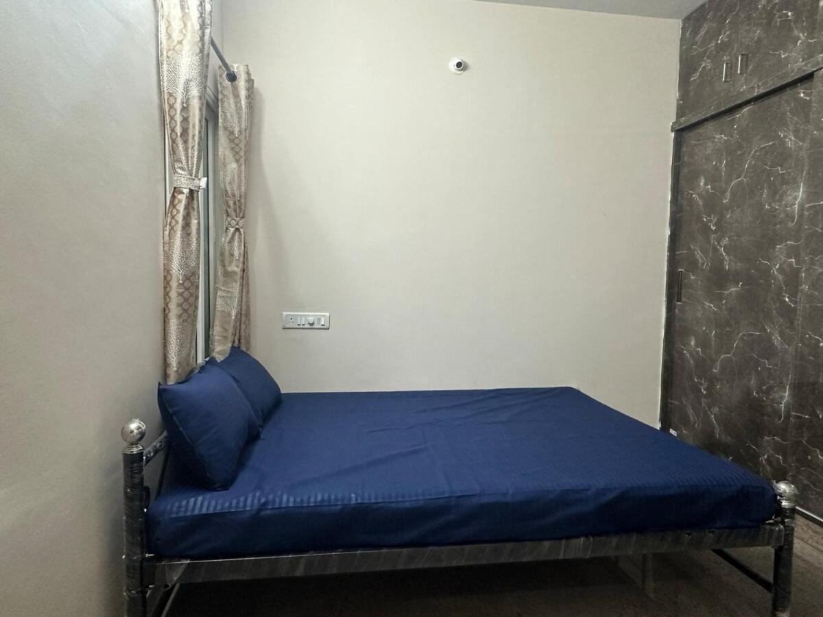 Wonderful 2bhk 950m From Jp Nagara Metro 3rd Floor Apartment Bangalore