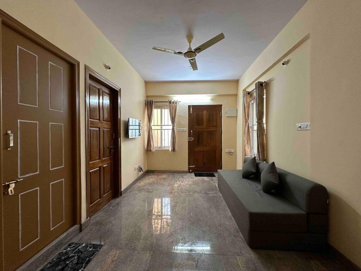 Apartment Wonderful 2bhk 950m From Jp Nagara Metro 3rd Floor Bangalore