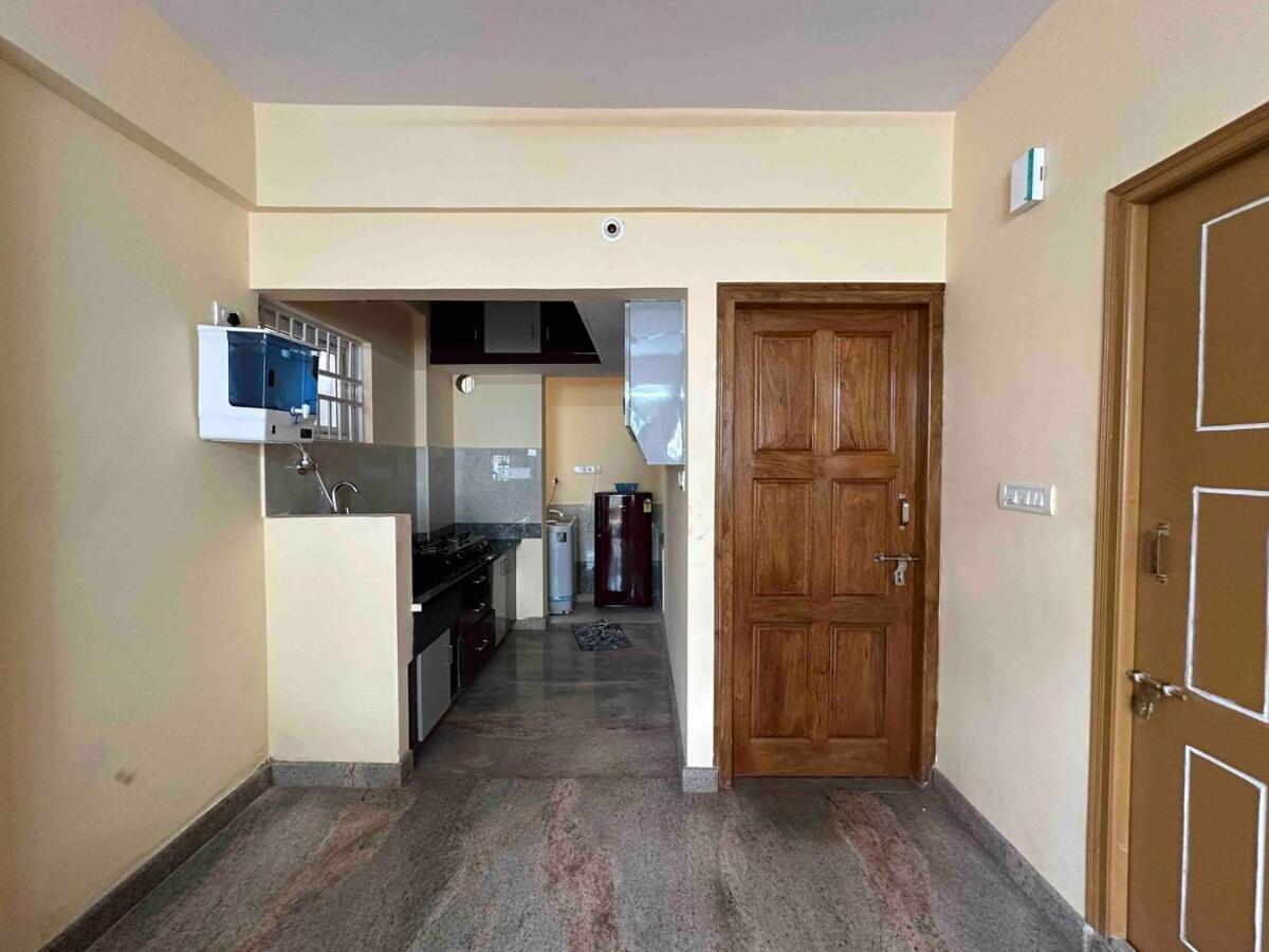 Wonderful 2bhk 950m From Jp Nagara Metro 1stflr101 *