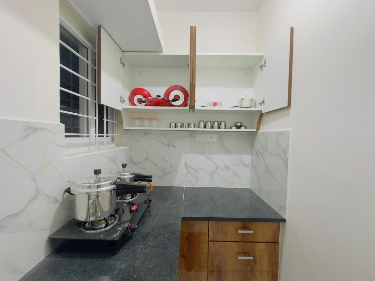 Apartment 1bhk Near Sarjapur Road With Lift 202 *
