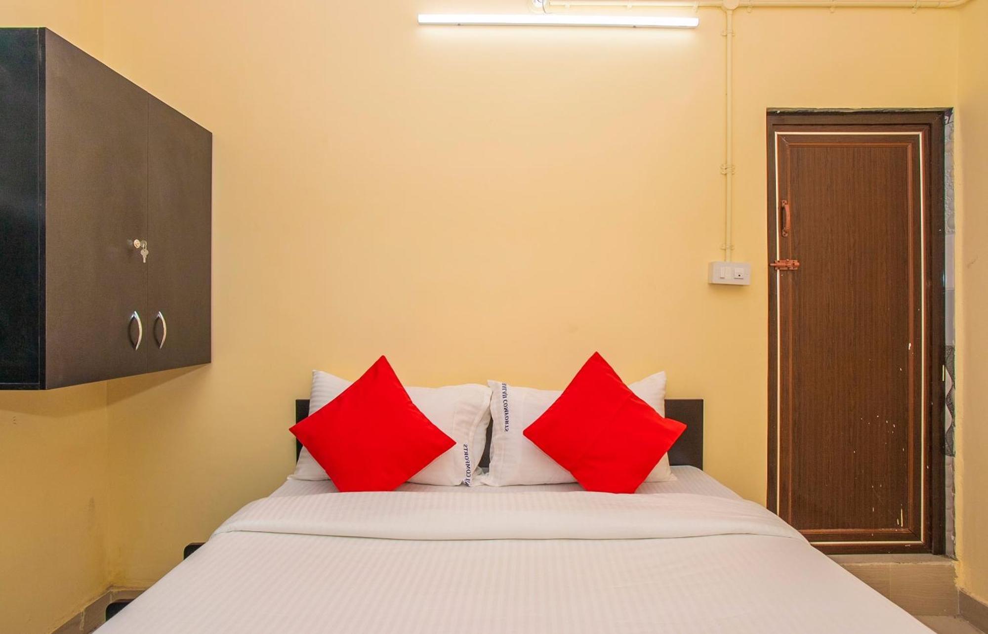 O Sri Hari Premium Comforts Near Sandhya Digital K Theatre Bangalore