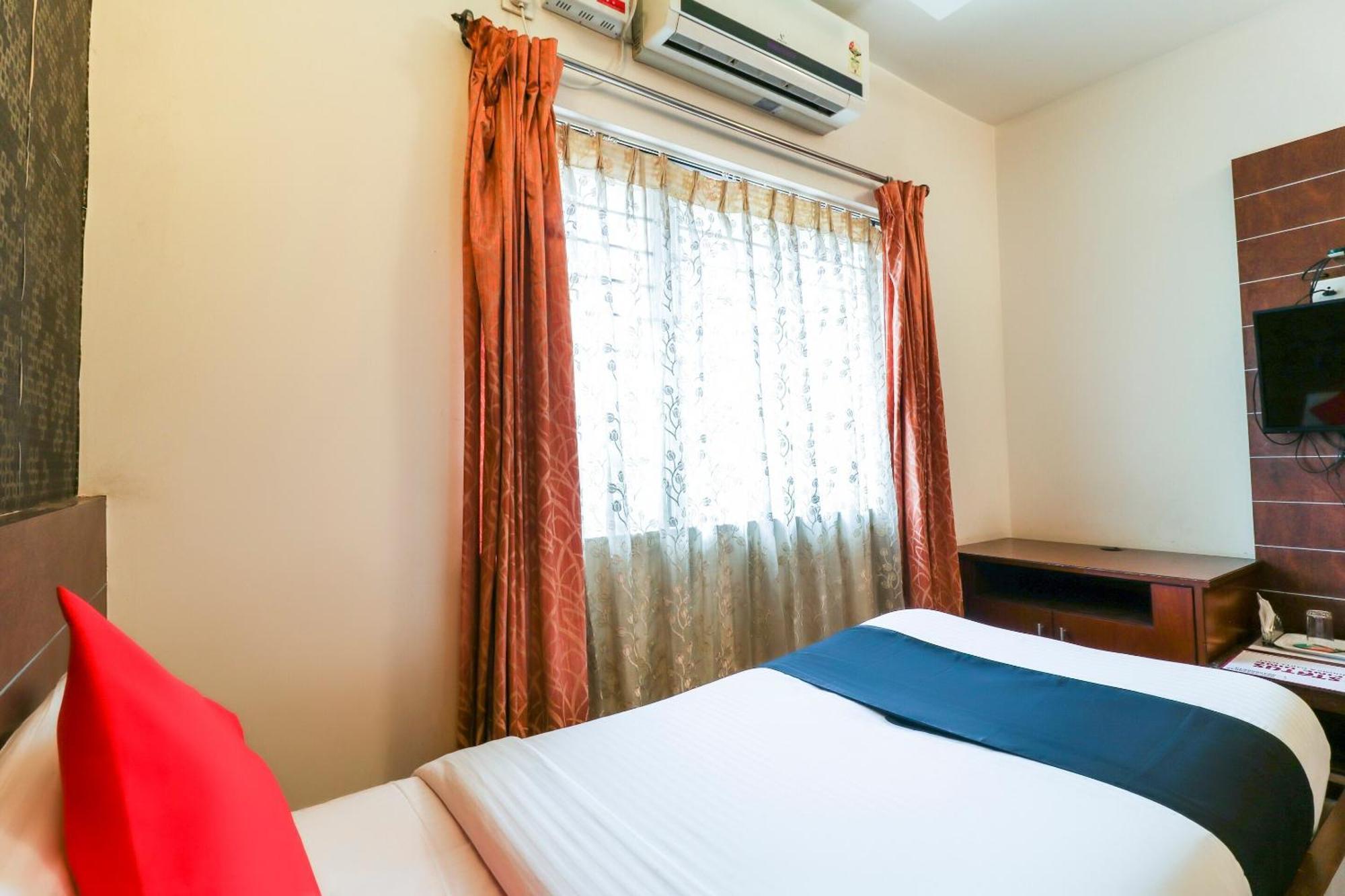 O Status Executive Room's 3* Bangalore