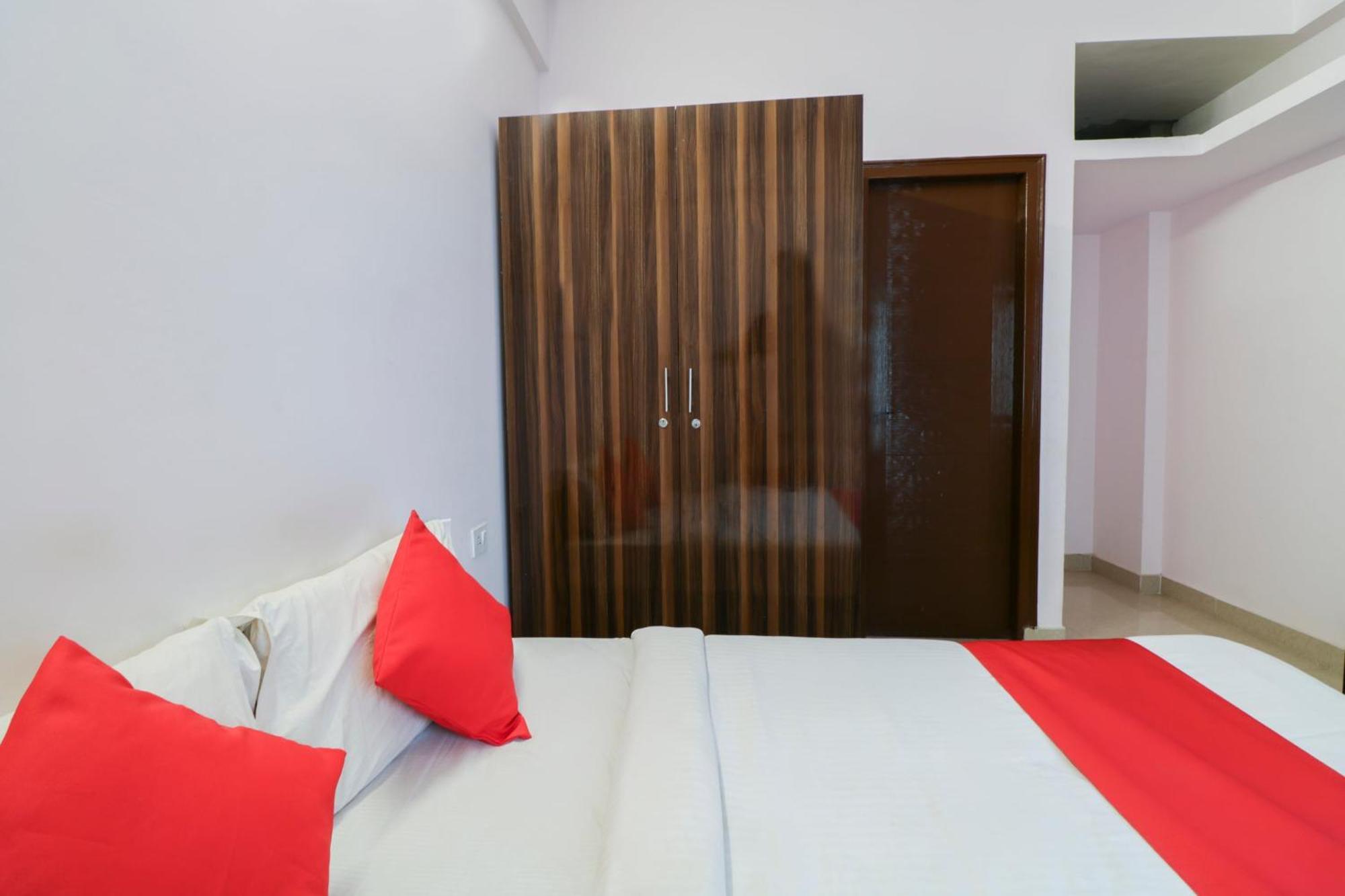 O Pallavi Nilayam 4*