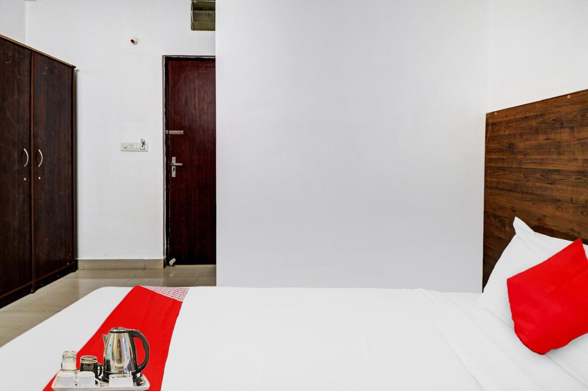 Hotel O Pride 4*