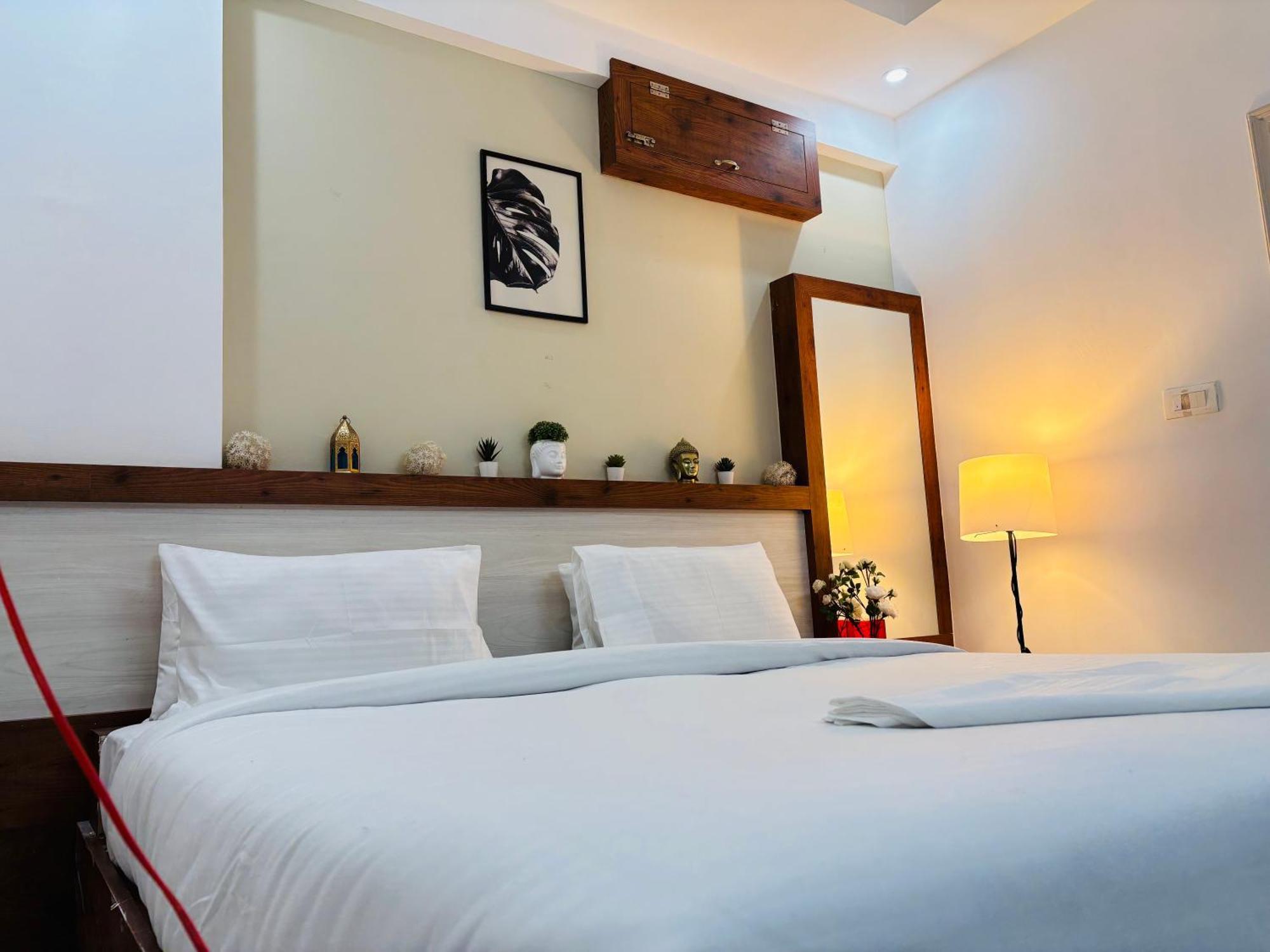 Living Homes Taurus- Near Vaishnavi Tech Park, Manipal Hospital, Sarjapur Rd *
