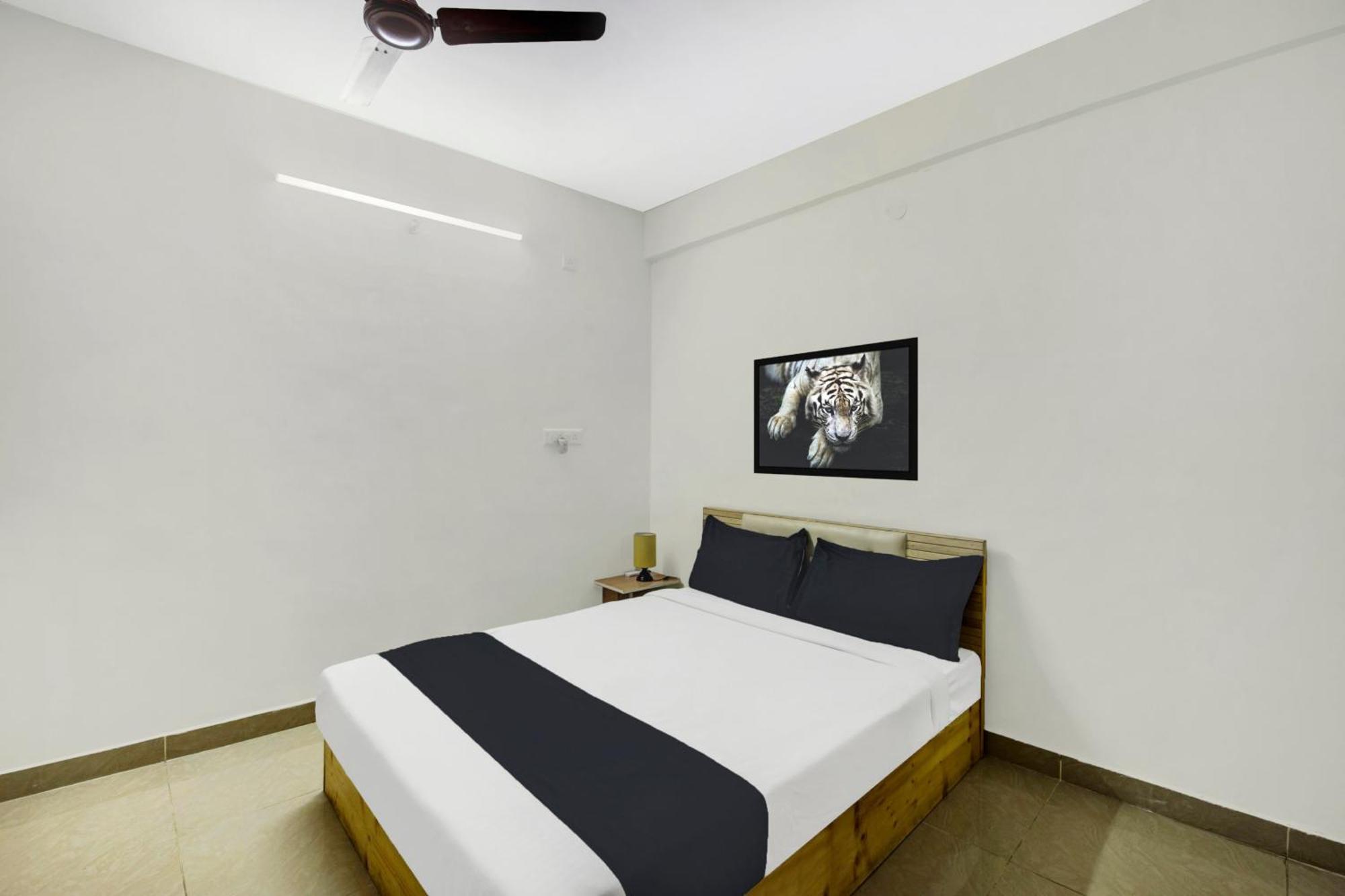 Collection O Brookfield The Heritage & Service Near Brookfield Mall. Hotel 4*