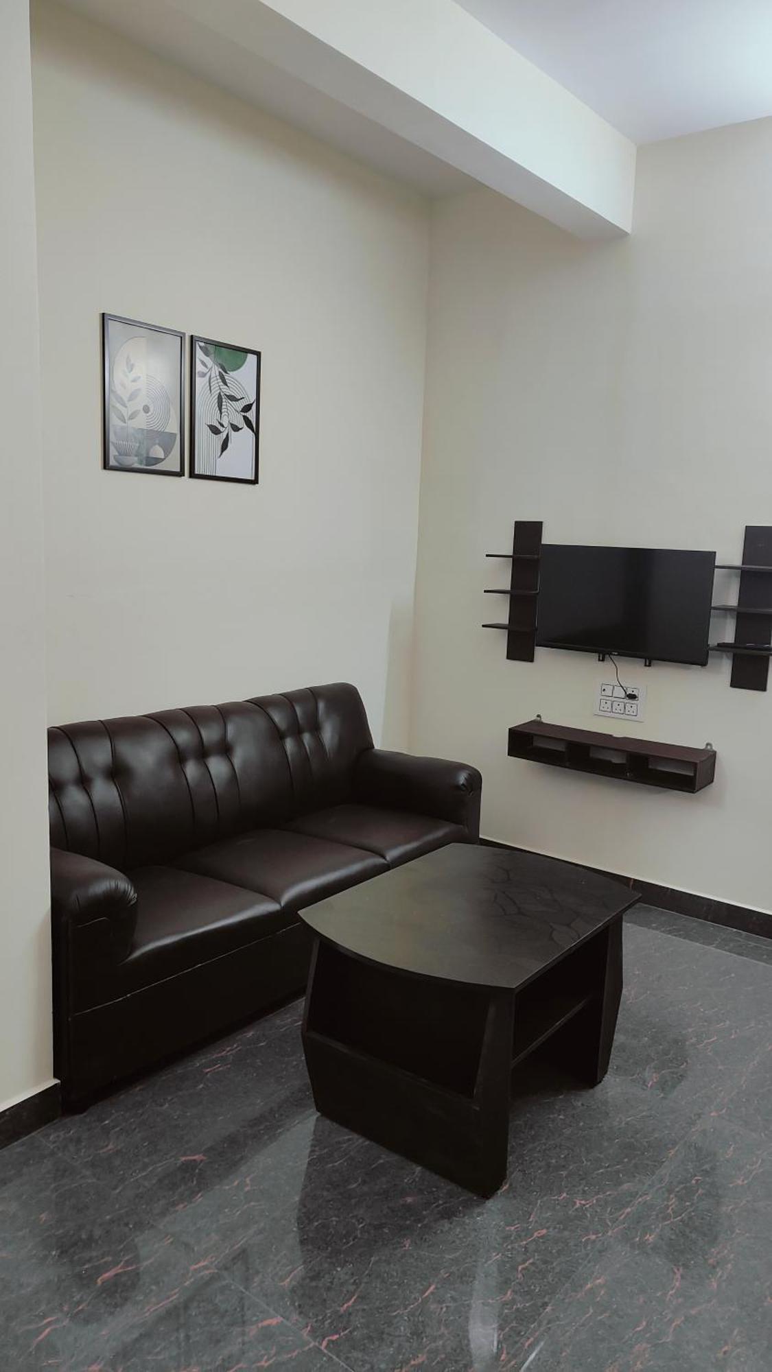 Guest house Samuels Comfort Homes *