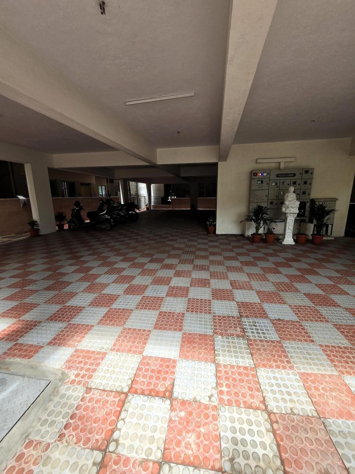 Peaceful Modern 2 Bhk Flat Apartment *