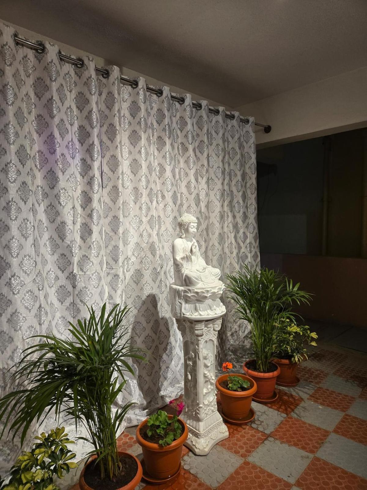 Peaceful Modern 2 Bhk Flat Apartment Bangalore