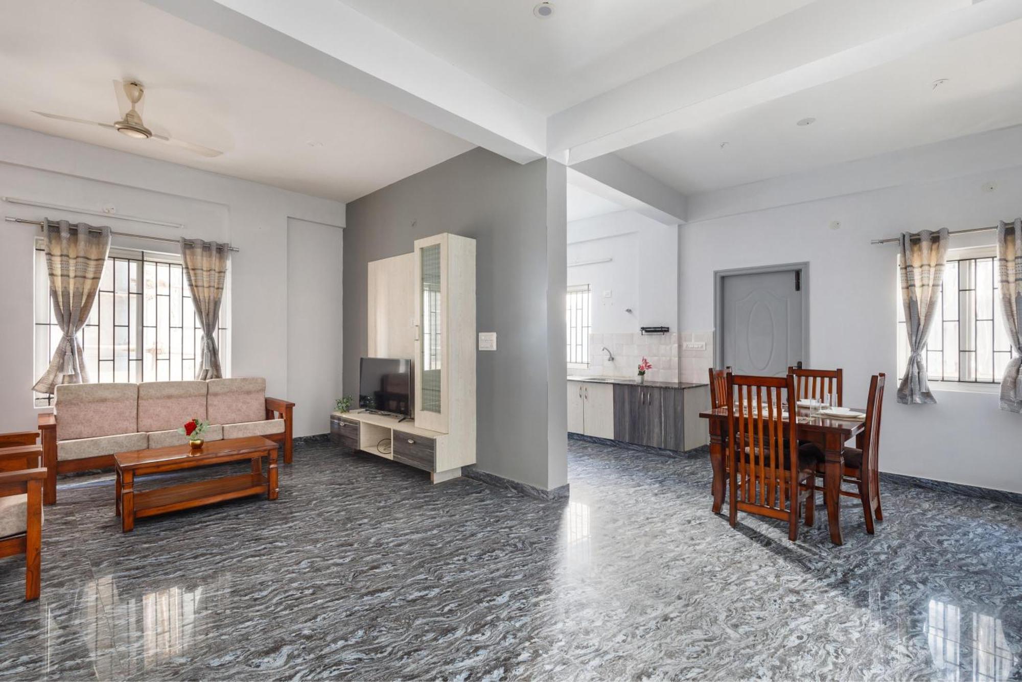 The Nebula By Red Olive4th Block Jayanagarhcg Apartment *