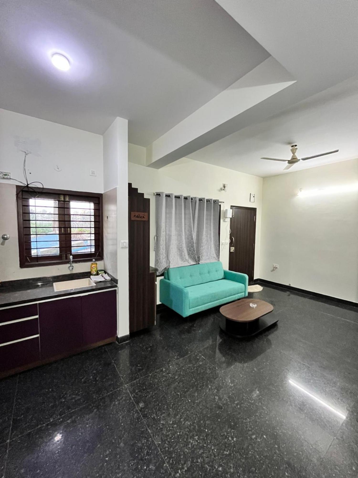 2 Beds, Hsr Layout, Smart Tv & Free Ott, Game Room, Library * Bangalore