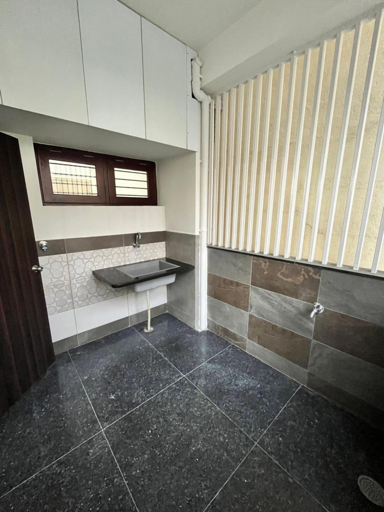 2 Beds, Hsr Layout, Smart Tv & Free Ott, Game Room, Library