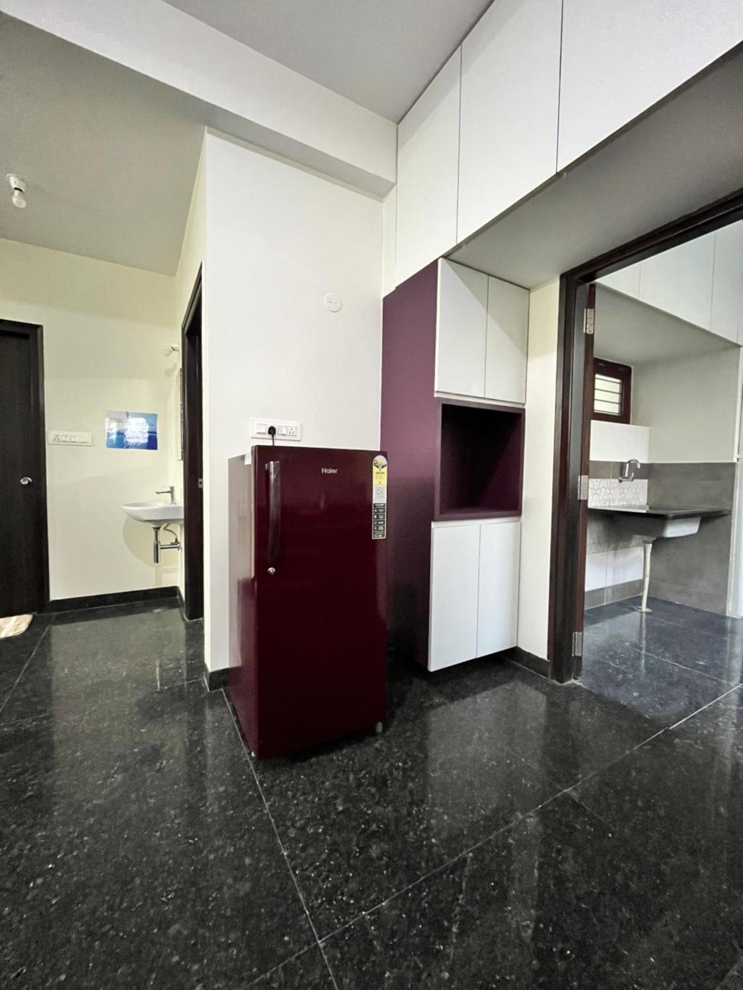2 Beds, Hsr Layout, Smart Tv & Free Ott, Game Room, Library Apartment Bangalore