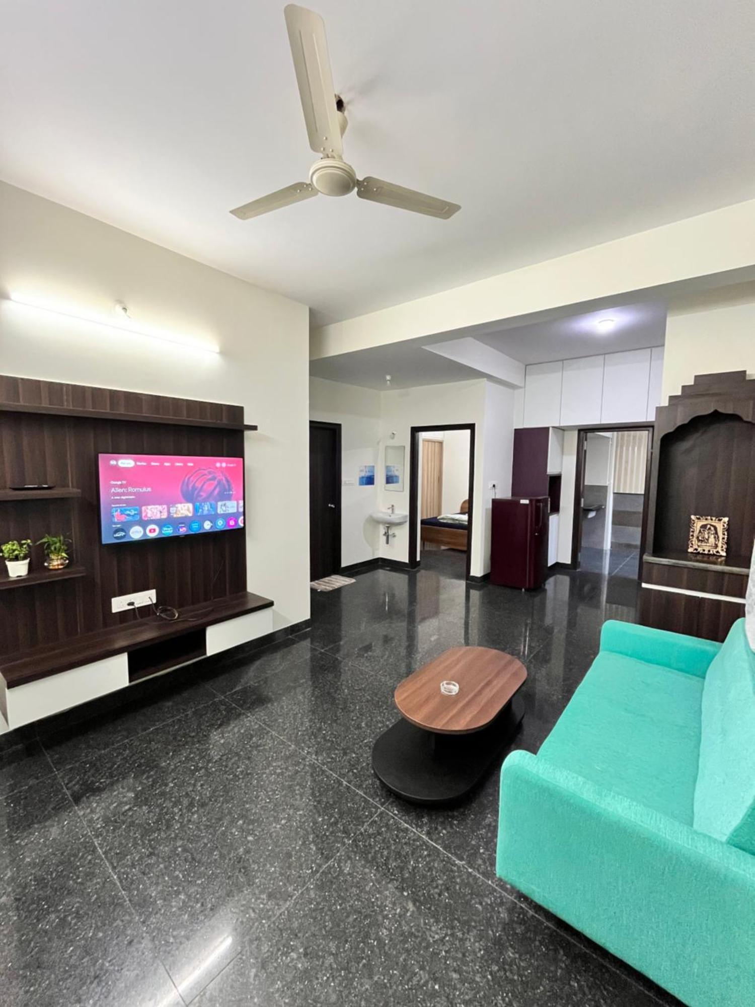 2 Beds, Hsr Layout, Smart Tv & Free Ott, Game Room, Library