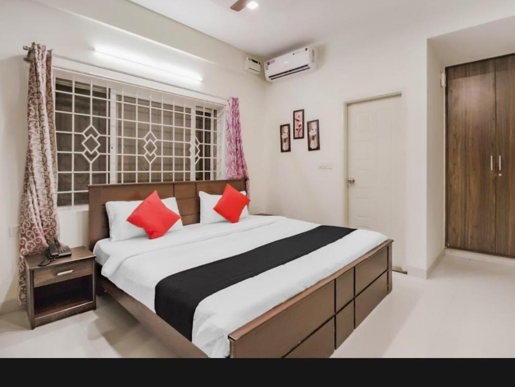 Hotel Sln Suites, Near Baptist Hospital, Hebbala Bangalore