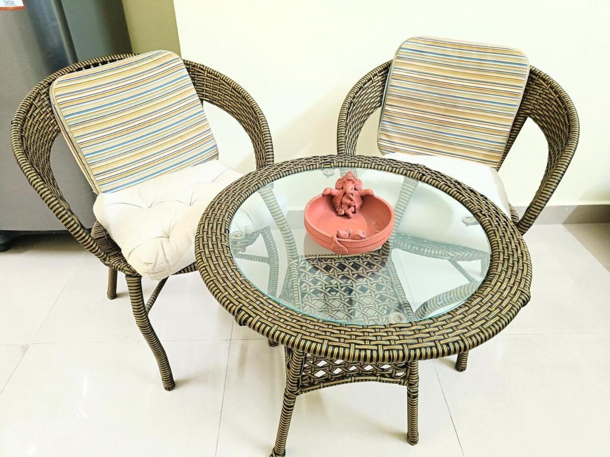 1bhk Near Iimb On Gf Apartamento *