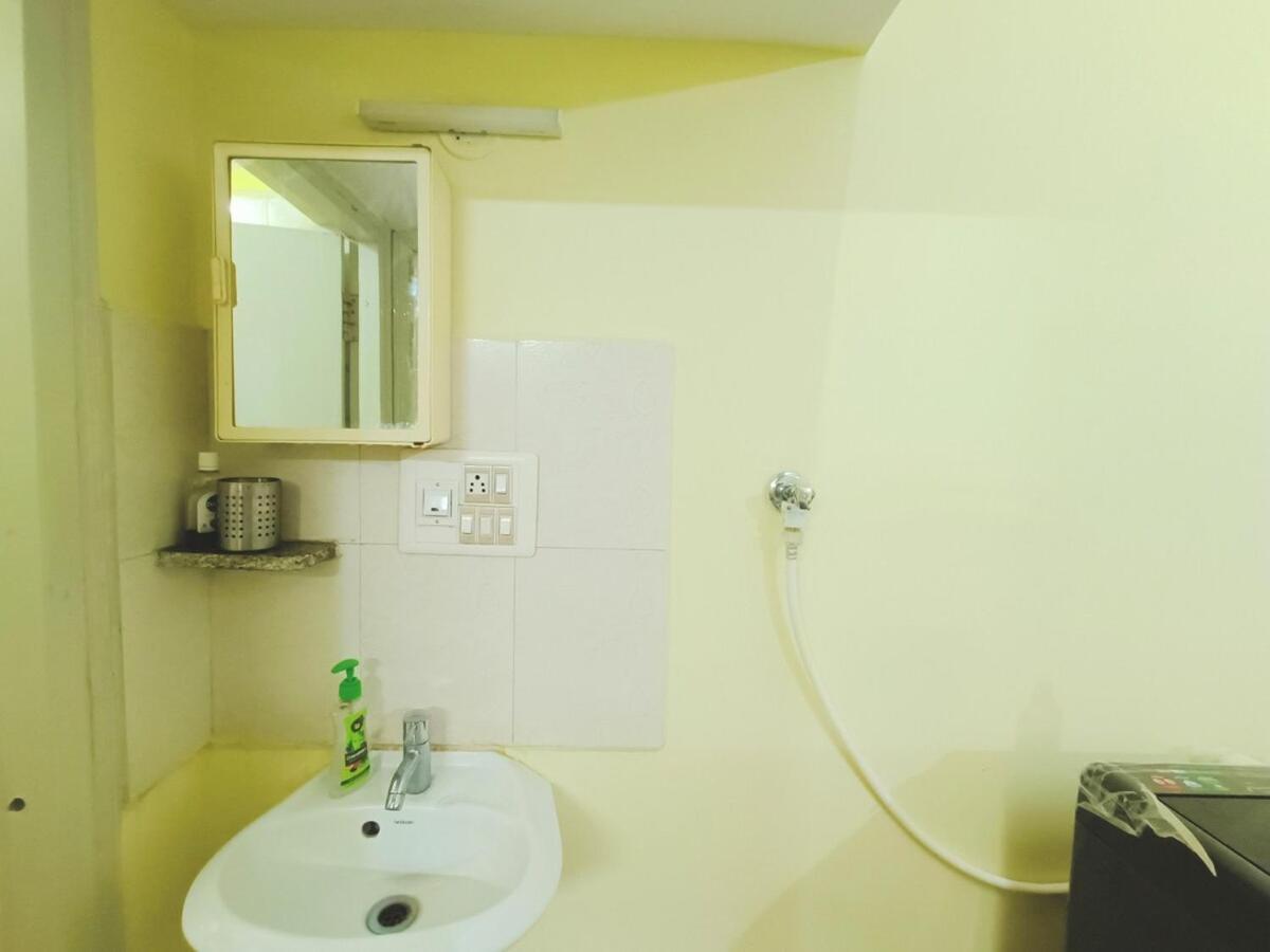 1bhk Near Iimb On Gf Apartamento *