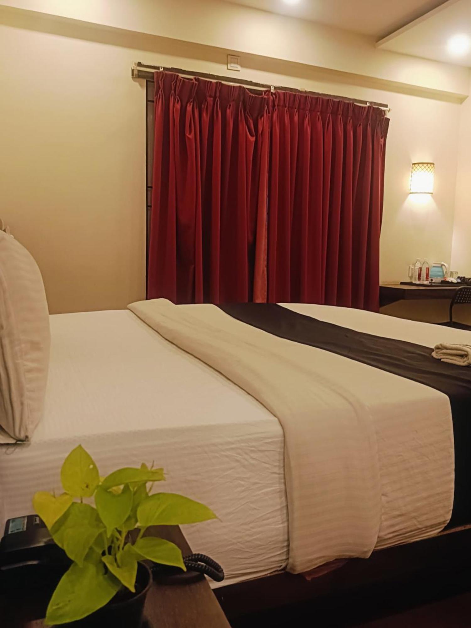Octave Royalwood Premier Hotel