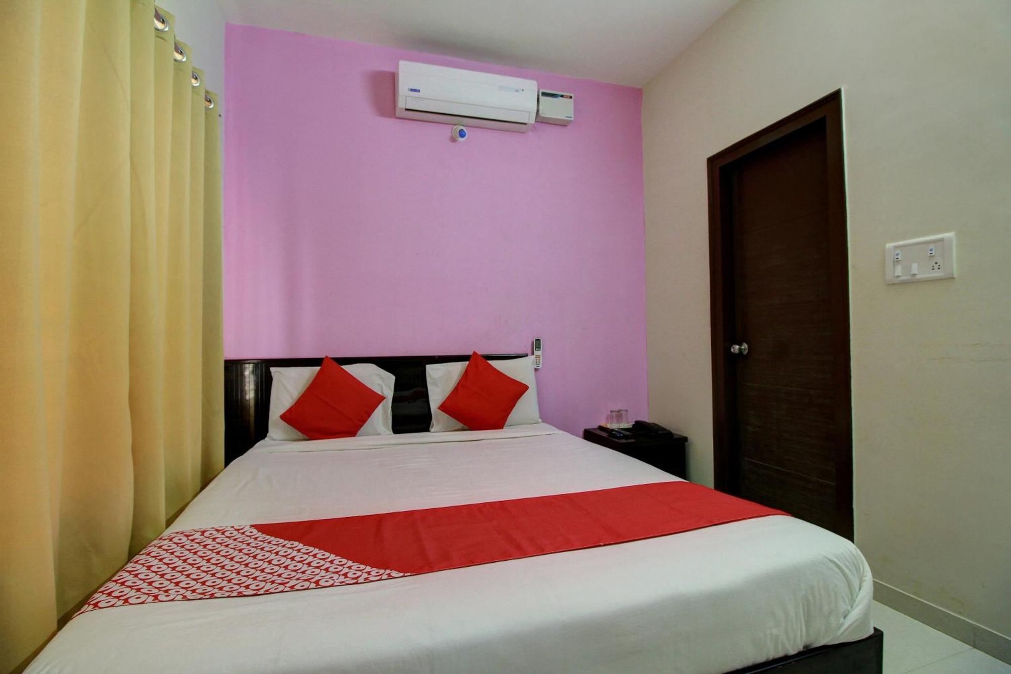 Hotel O Manu Residency 3*