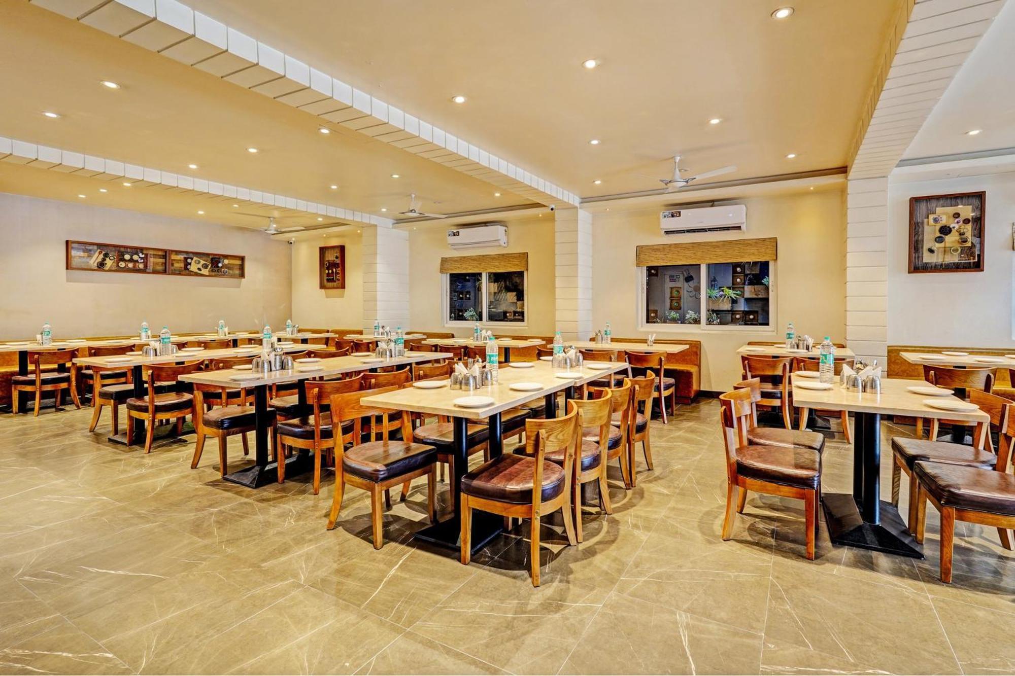 Townhouse Oak Clove Boutique Rajaji Nagar Near Lulu Mall Hotel Bangalore