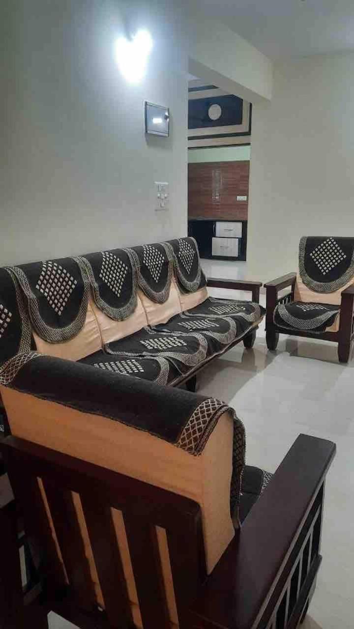 Ample 2bhk 2nd Floor Exclusively With Carpark *