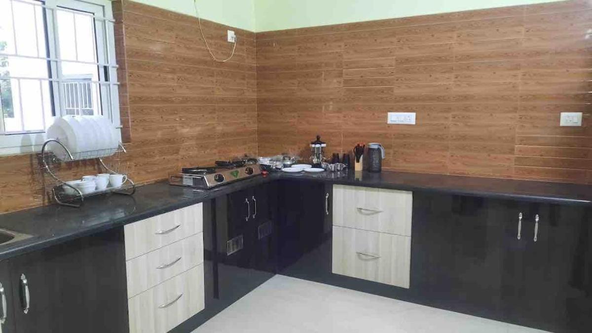 Ample 2bhk 2nd Floor Exclusively With Carpark